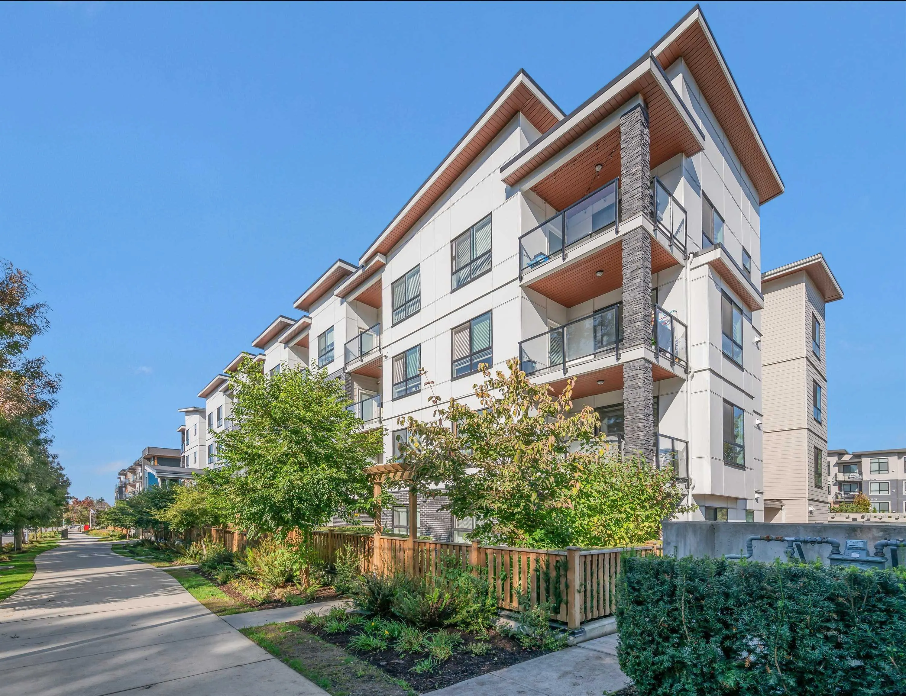 20362 72b Avenue #309