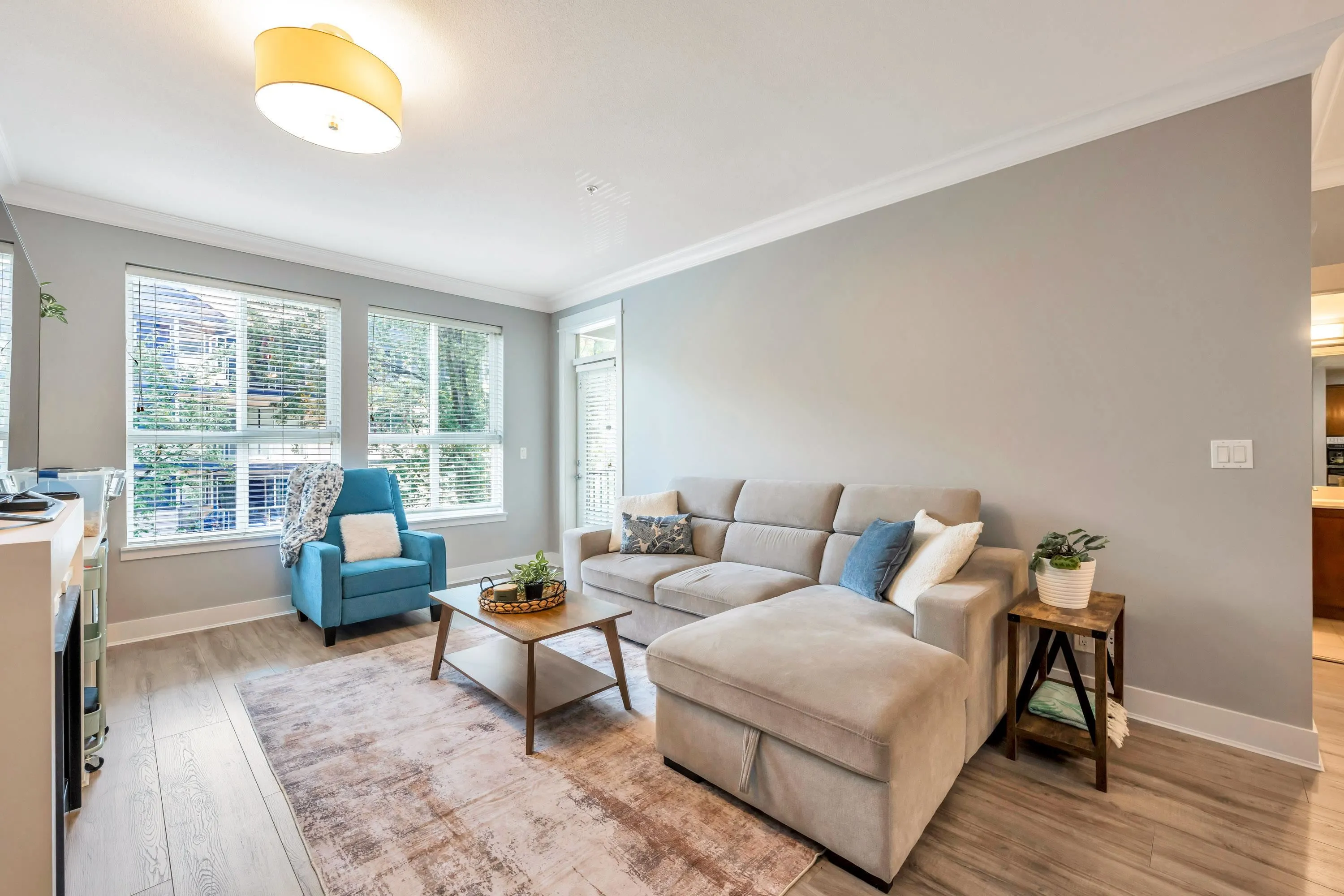 5430 201 Street #202