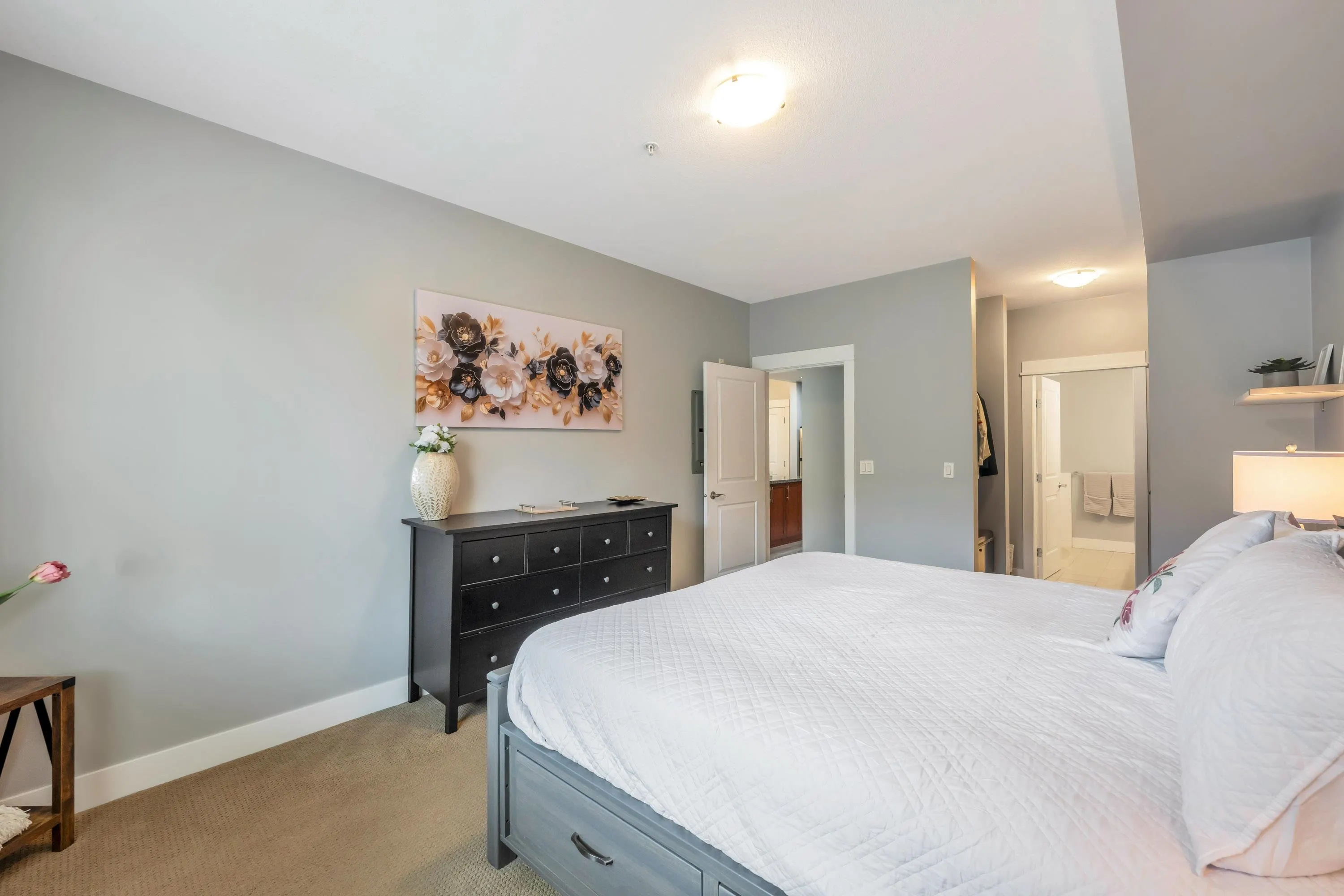5430 201 Street #202