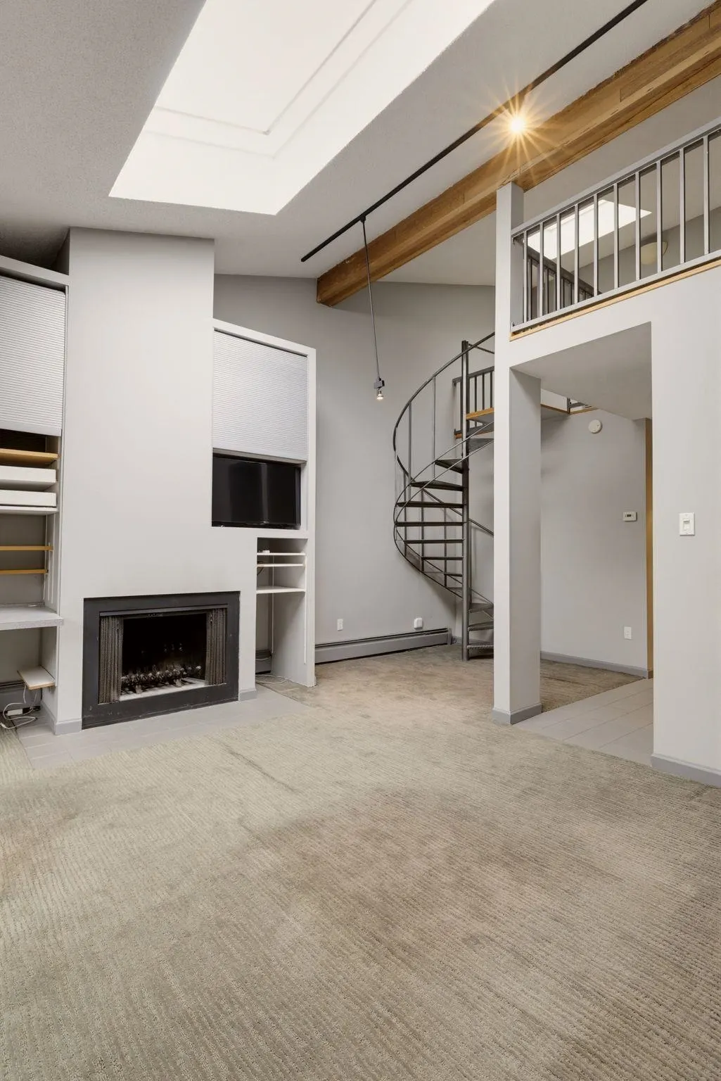 1930 W 3rd Avenue #301