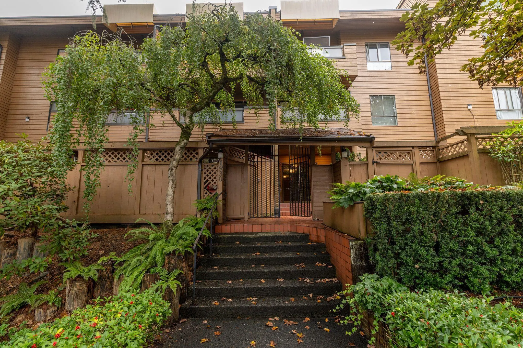 1930 W 3rd Avenue #301