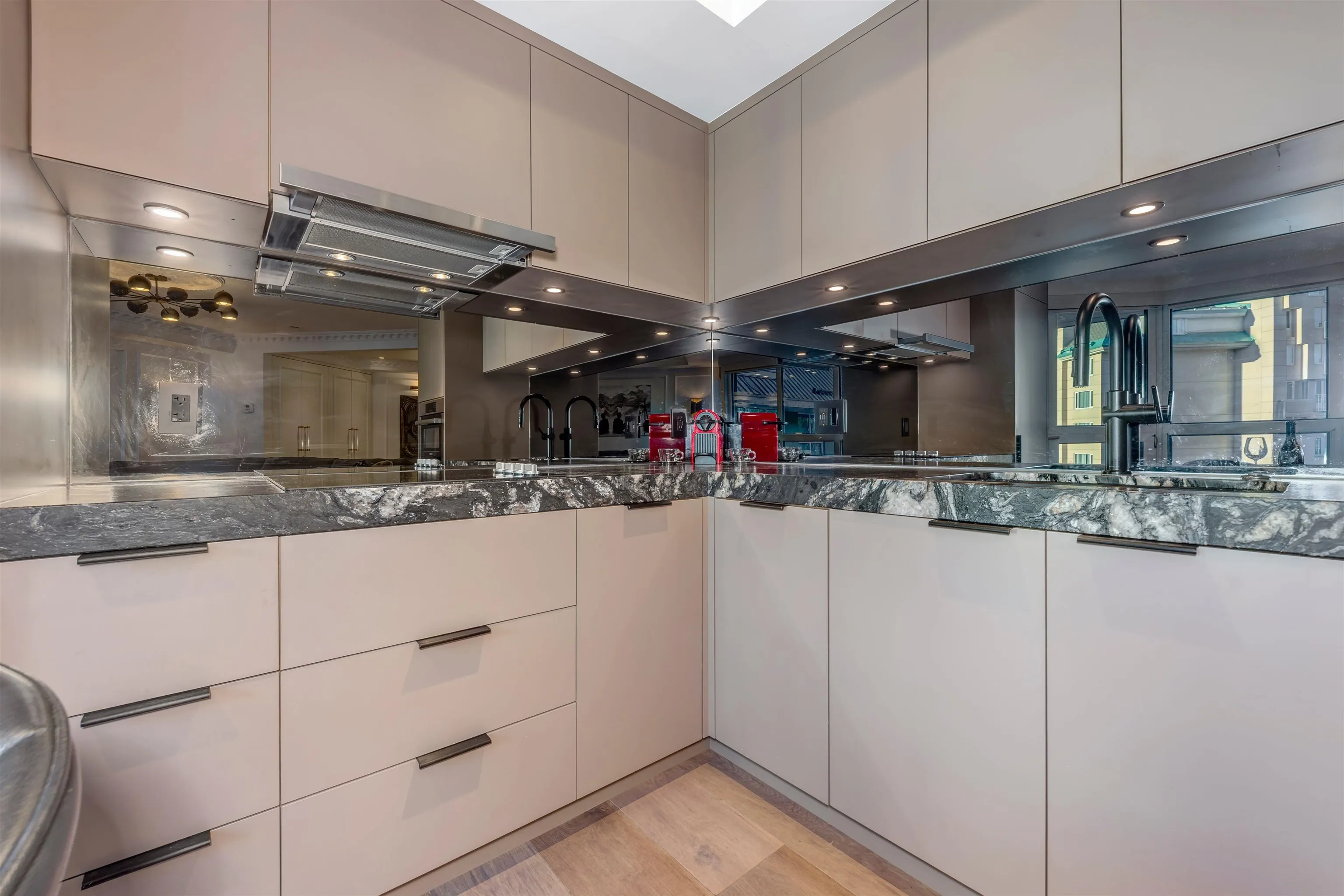 4557 Blackcomb Way #401