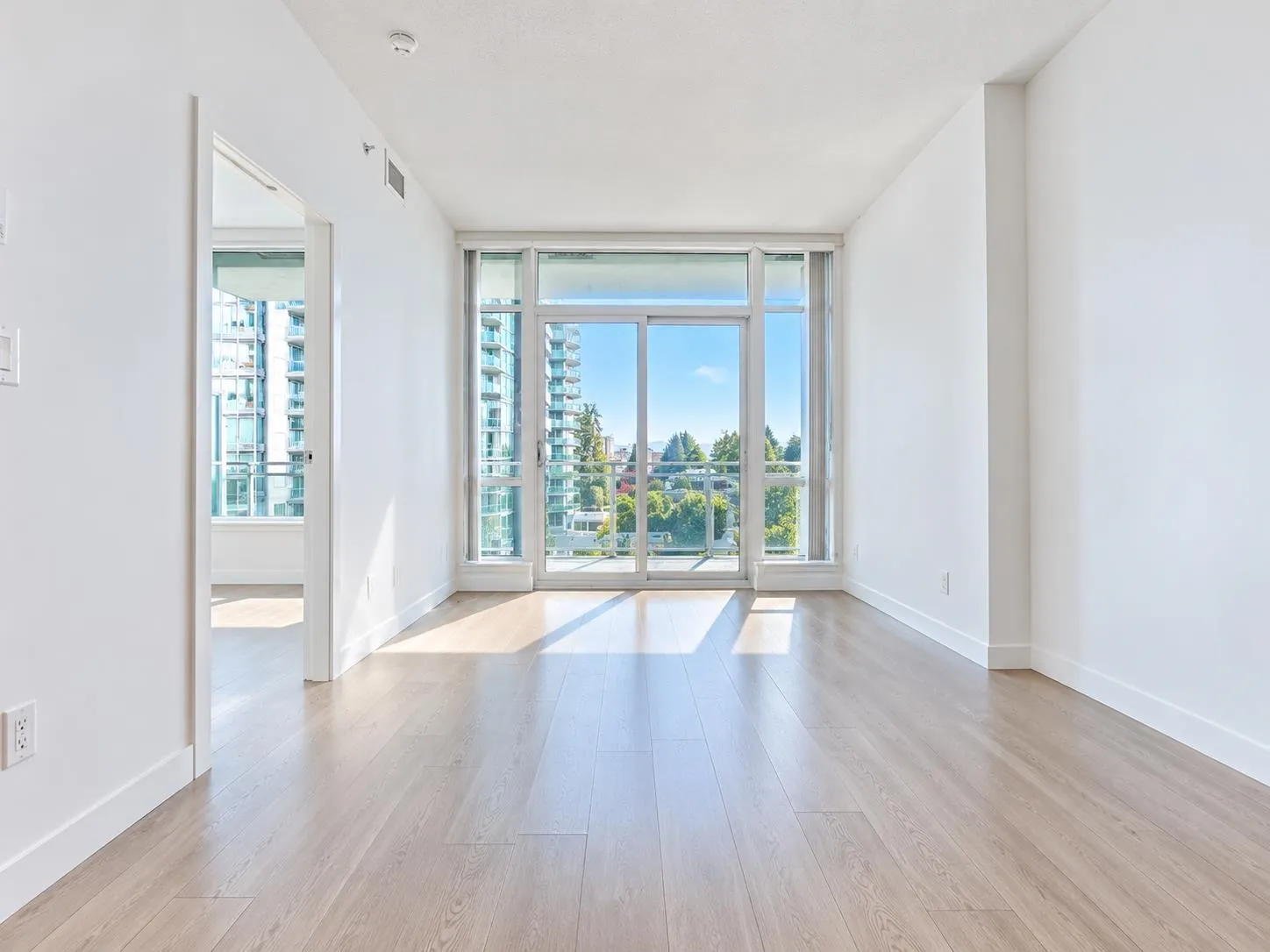 5051 Imperial Street #401