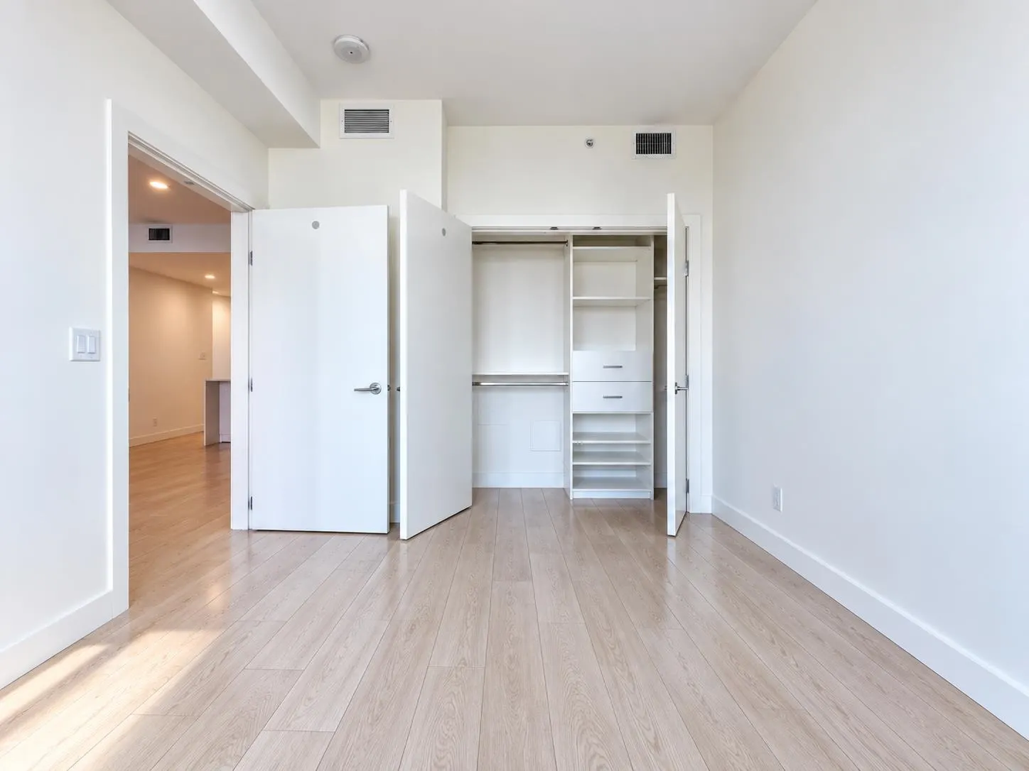 5051 Imperial Street #401