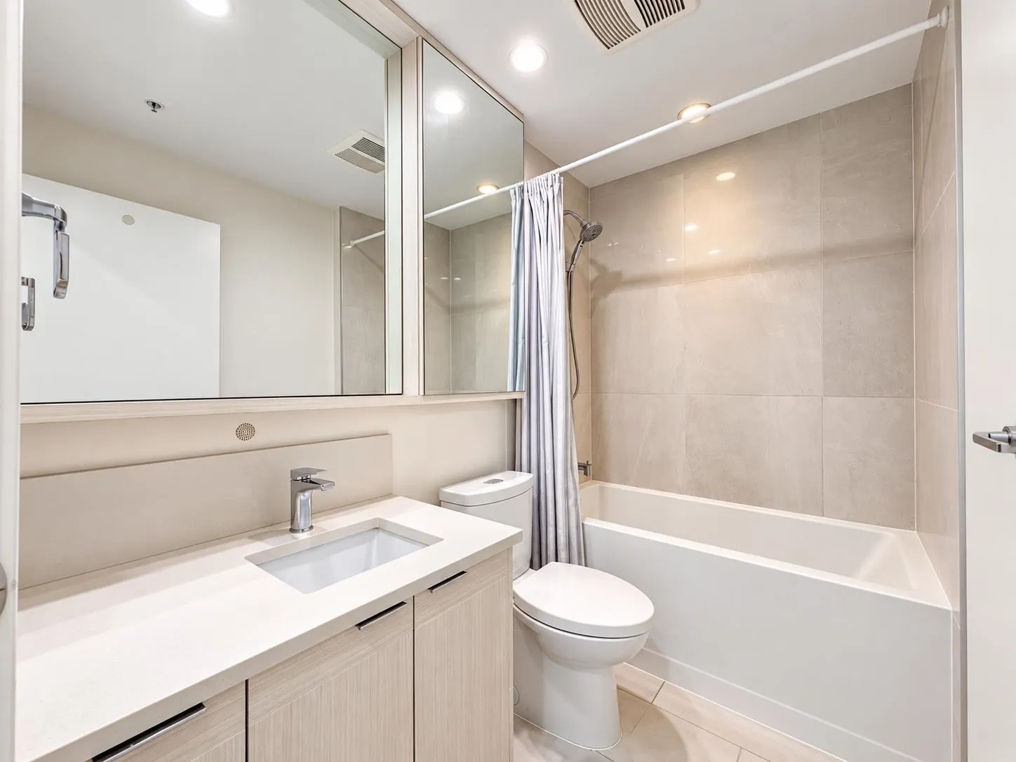 5051 Imperial Street #401