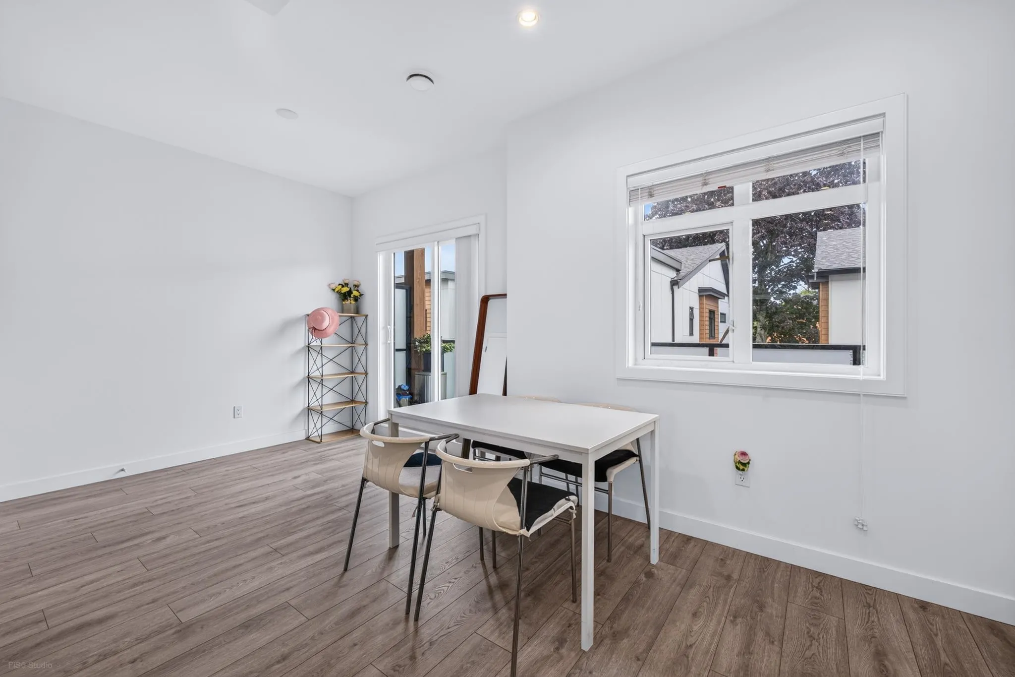 5651 Steveston Highway #6