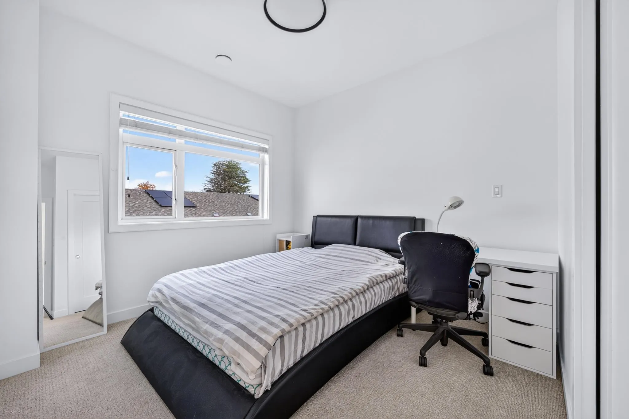 5651 Steveston Highway #6
