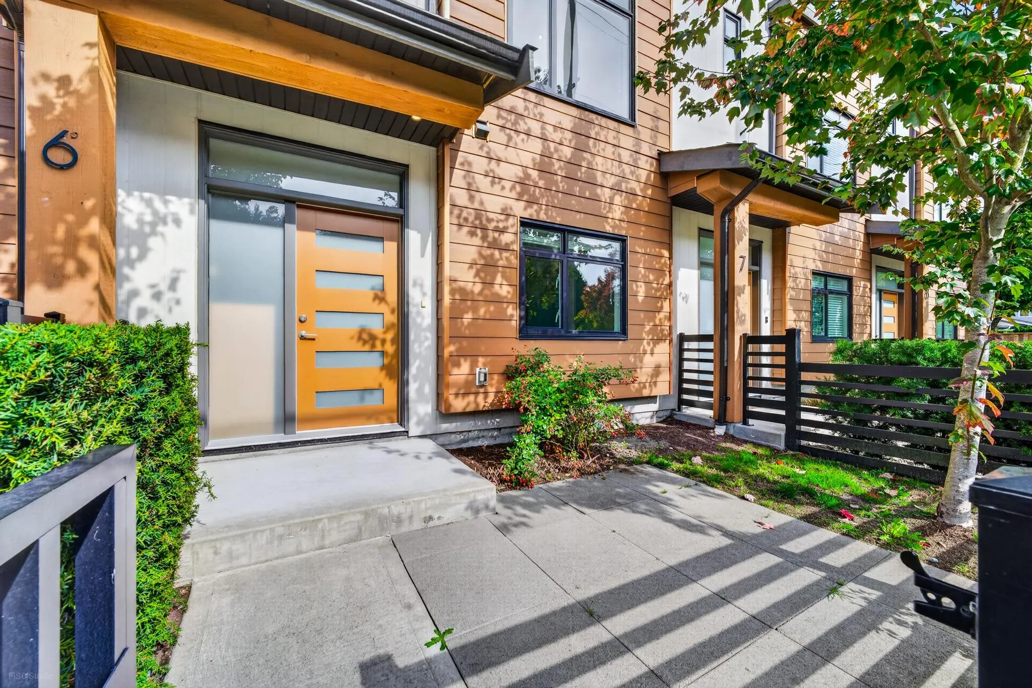 5651 Steveston Highway #6