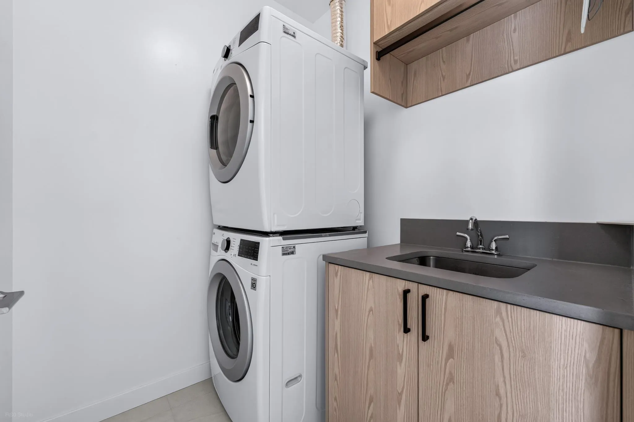 5651 Steveston Highway #6
