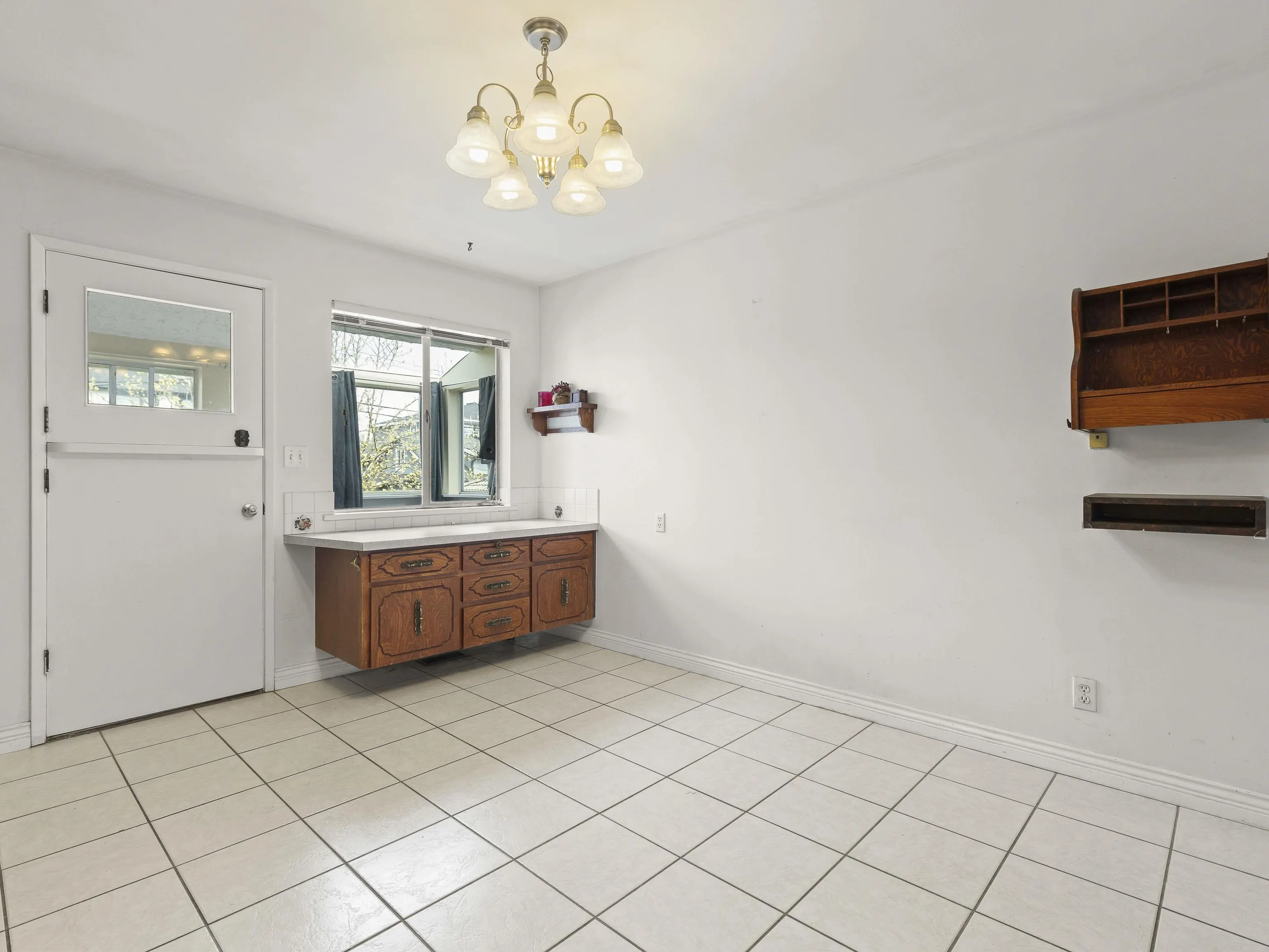 3369 Price Street