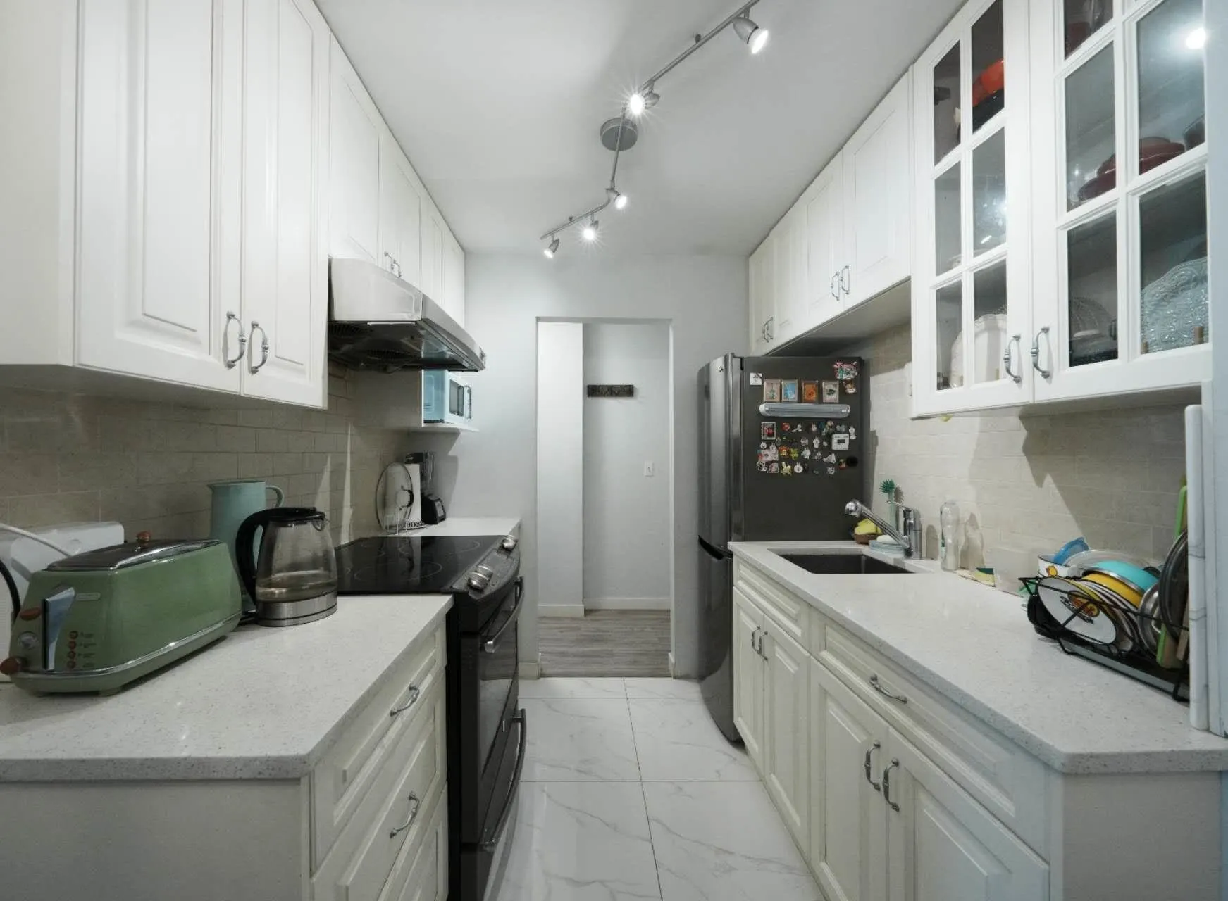 7591 Moffatt Road #106
