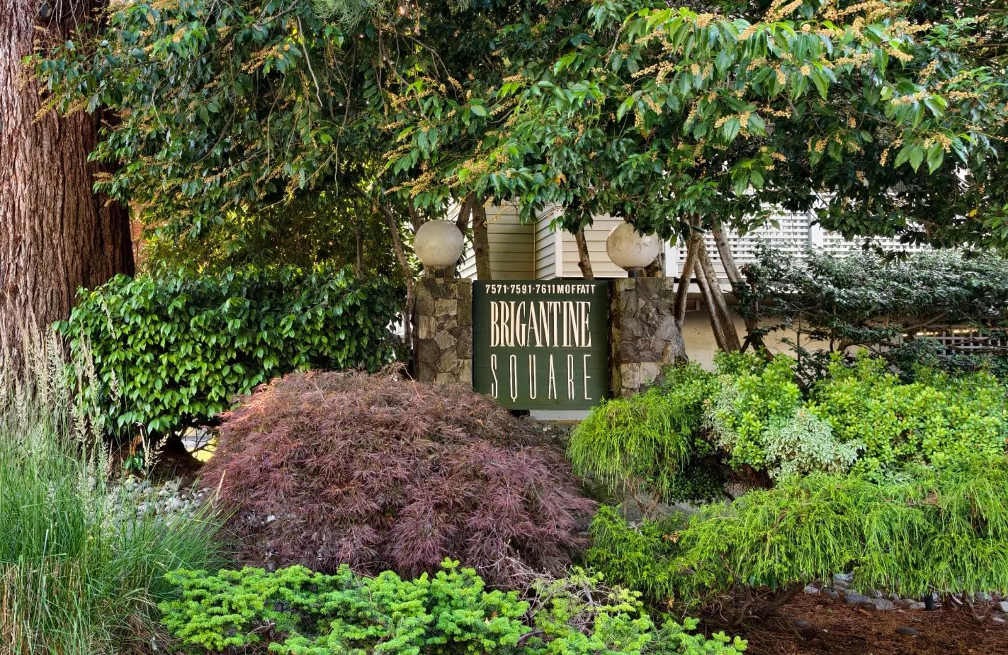 7591 Moffatt Road #106