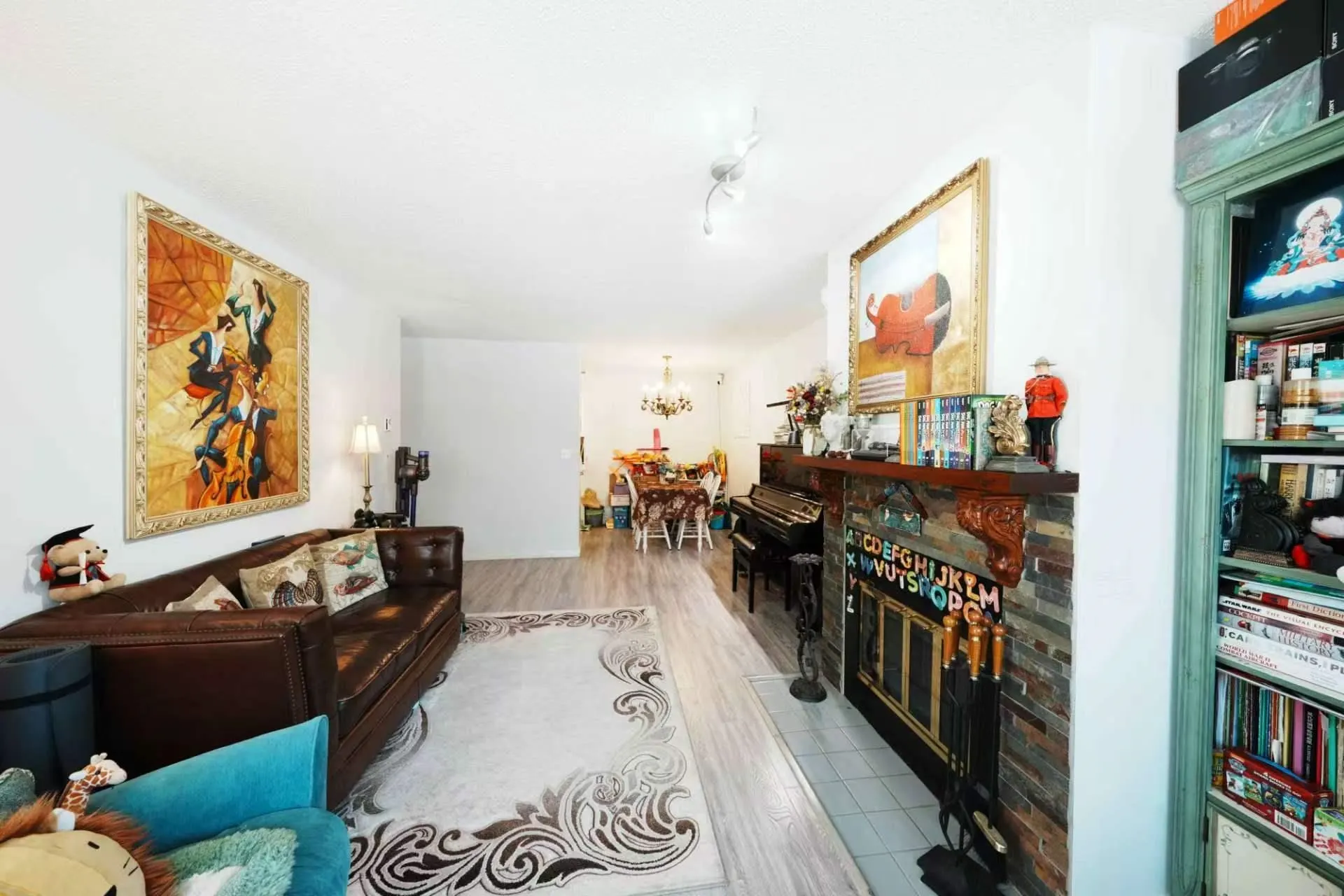 7591 Moffatt Road #106