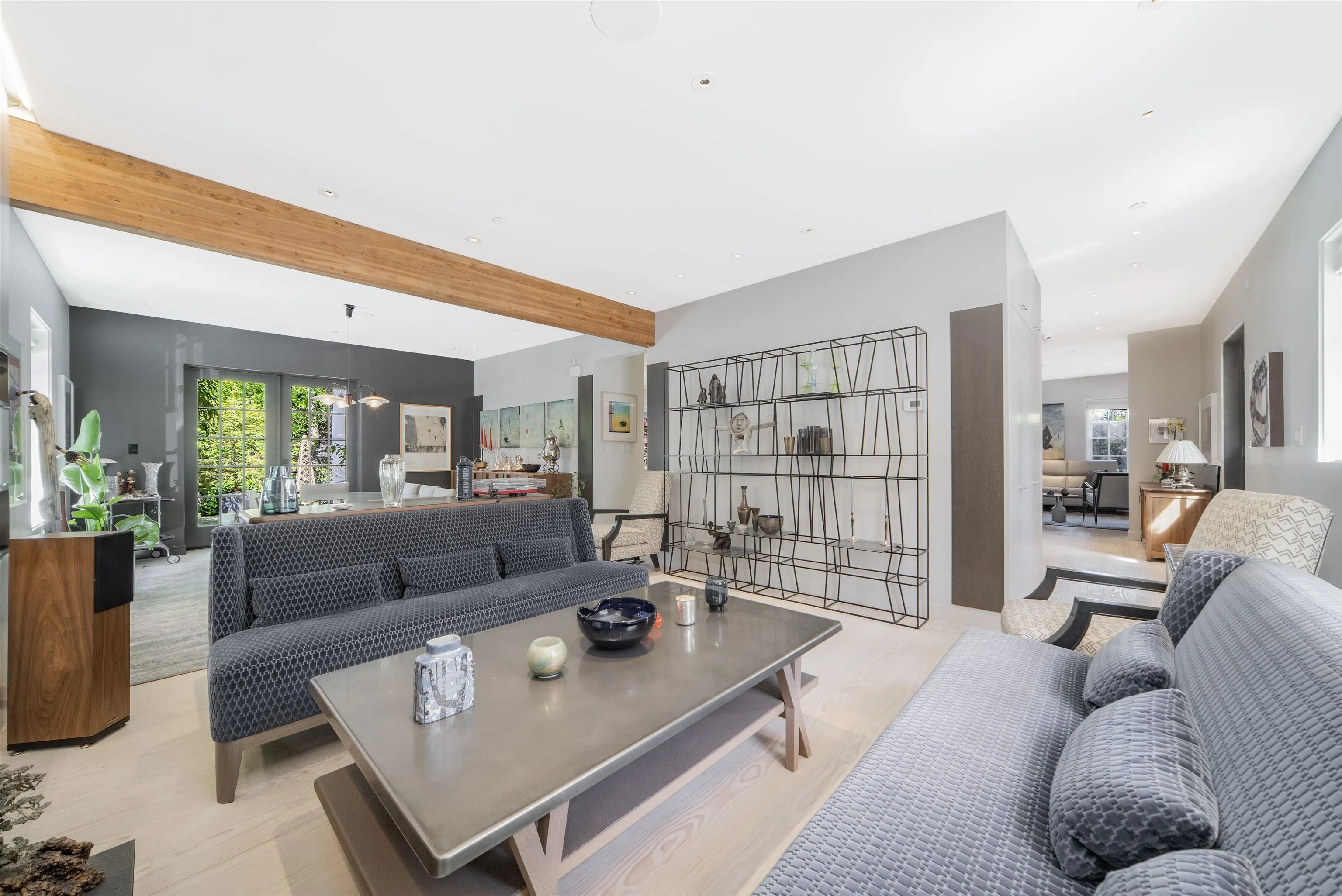 1501 Atlas Lane