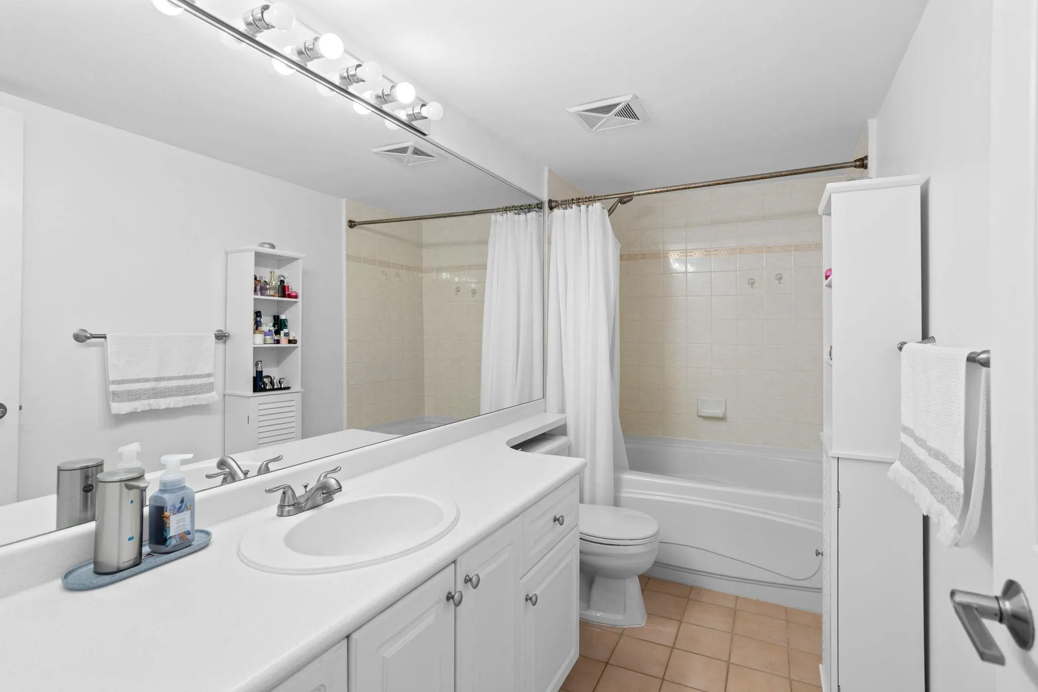 1650 Grant Avenue #304