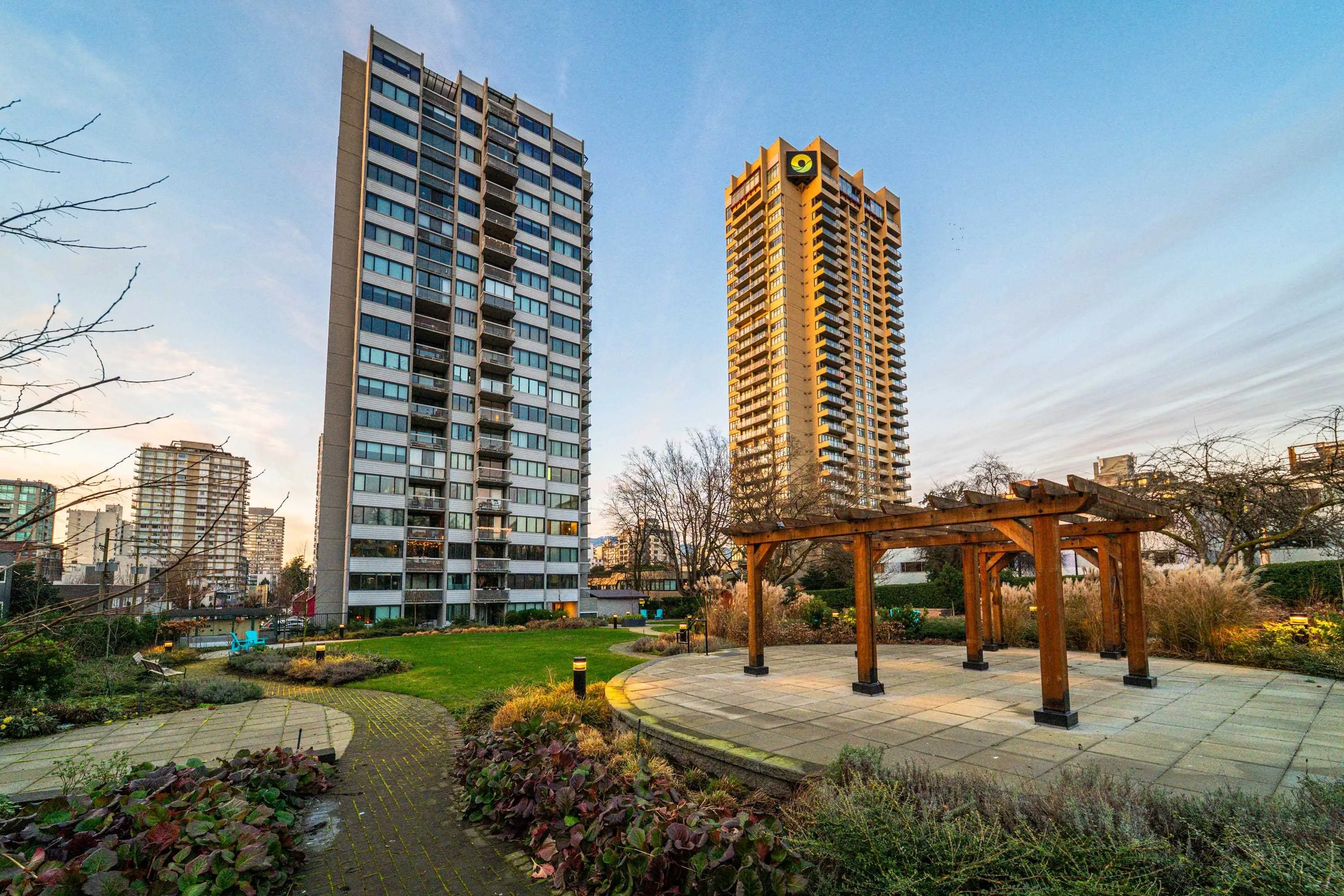 1740 Comox Street #206