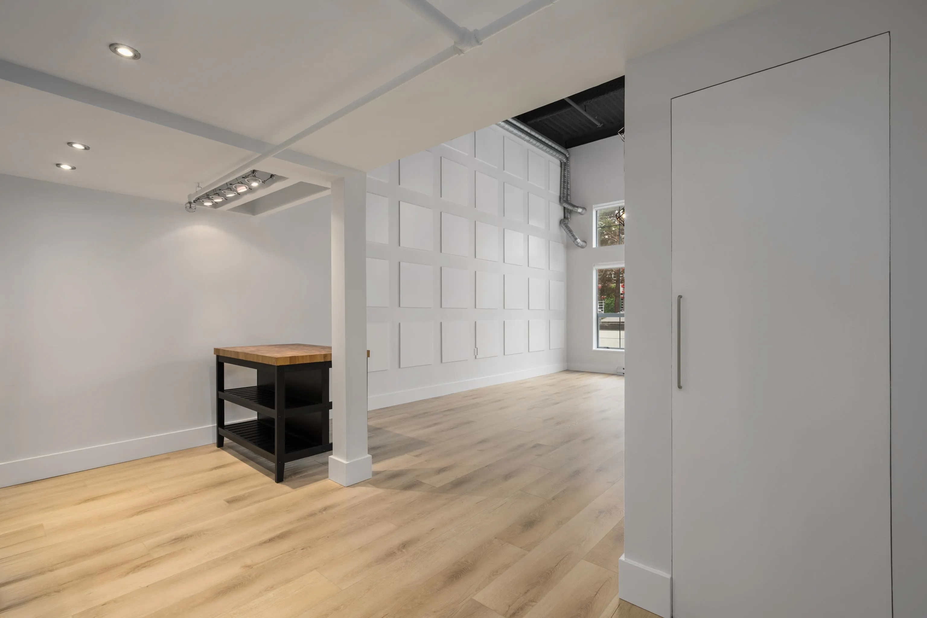 336 E 1st Avenue #315