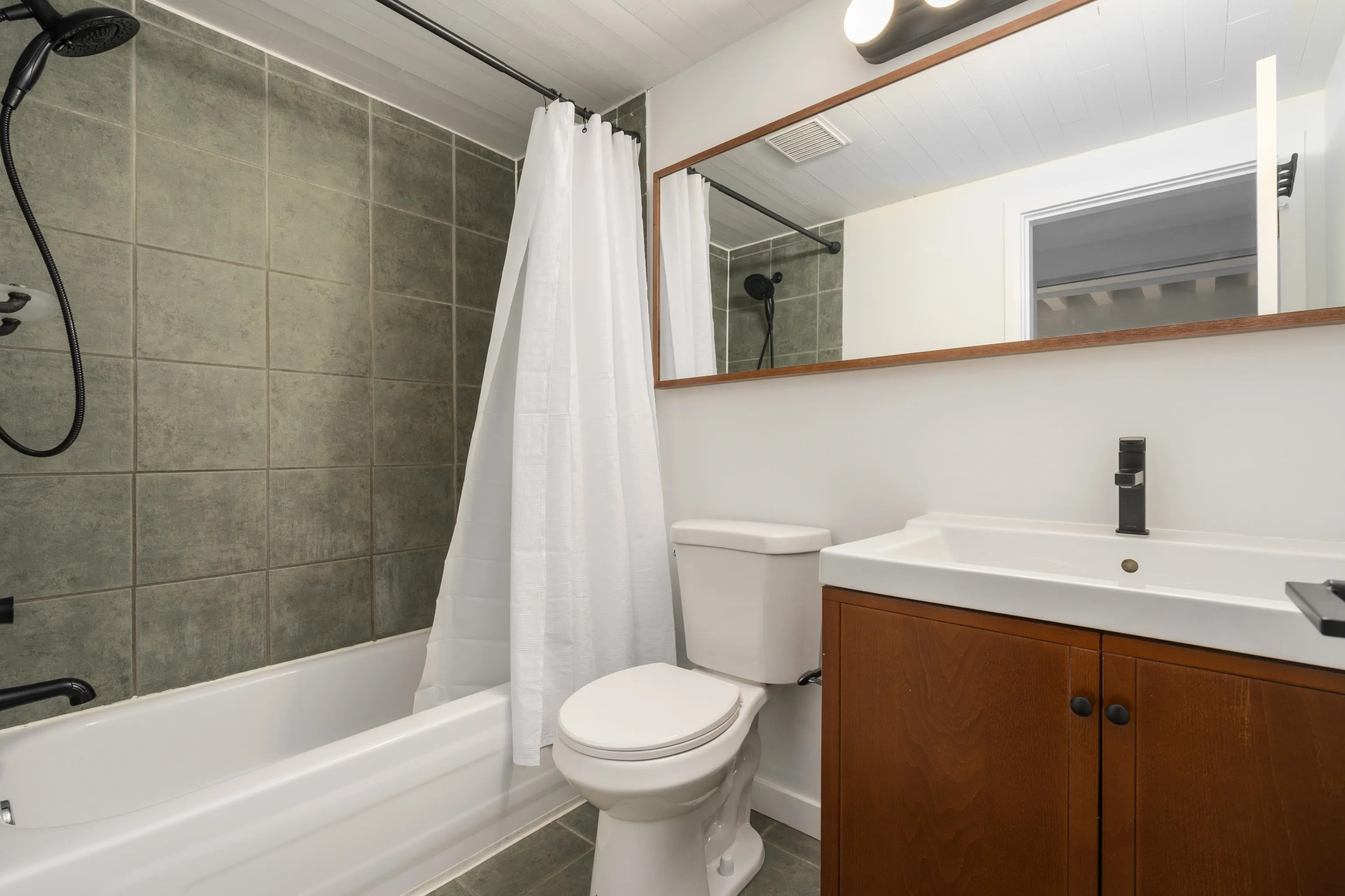 336 E 1st Avenue #315