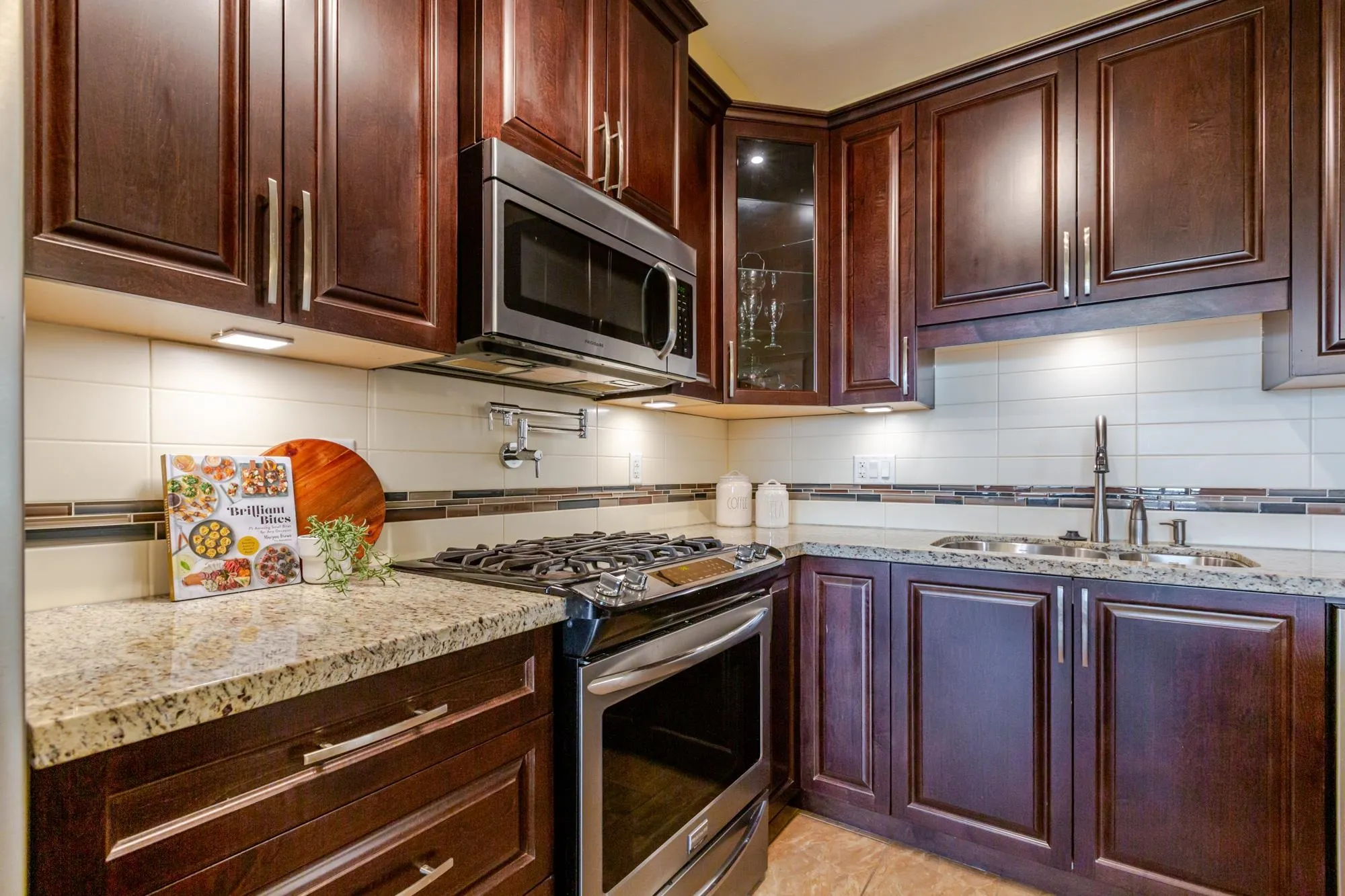 8157 207 Street #506