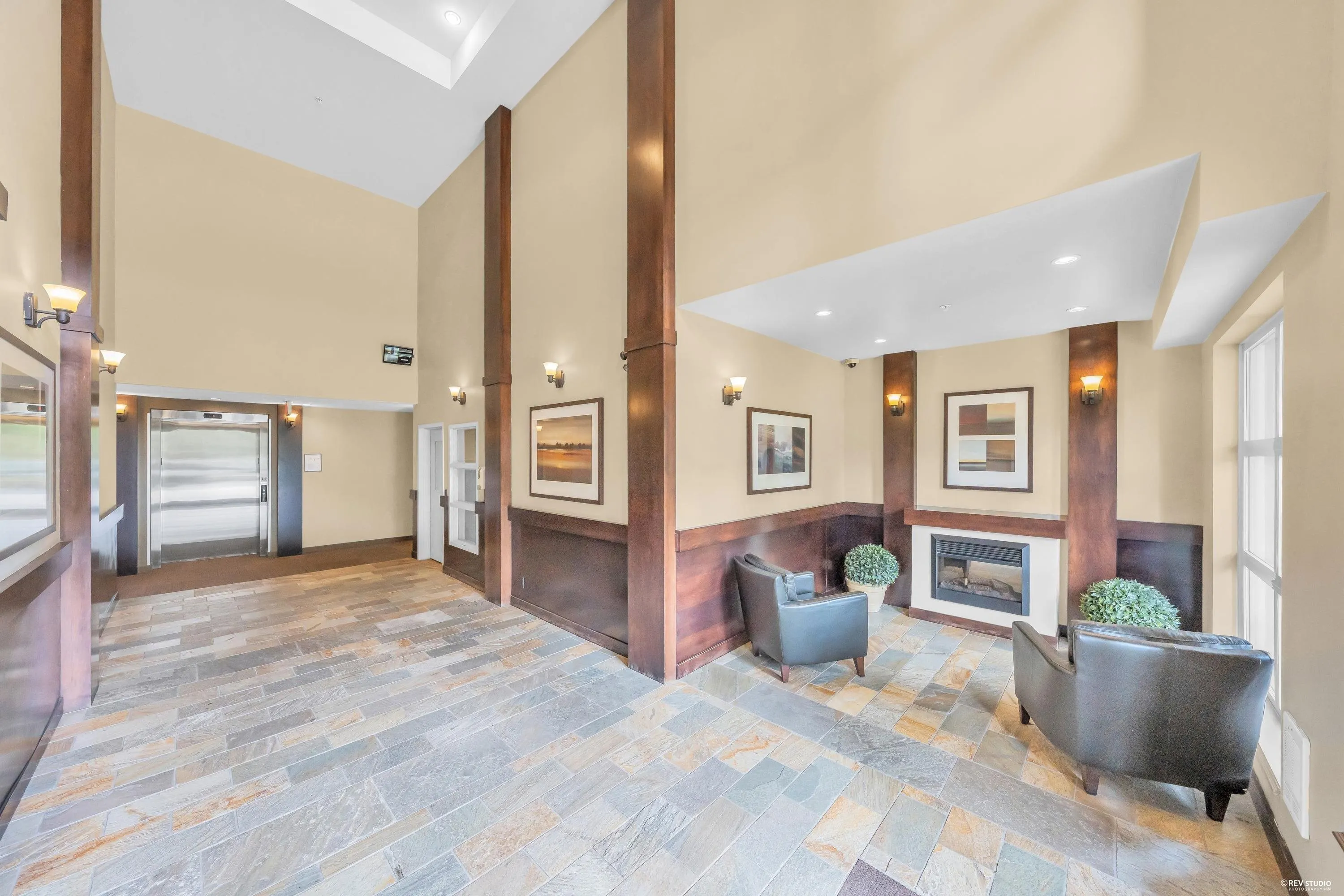 285 Ross Drive #307