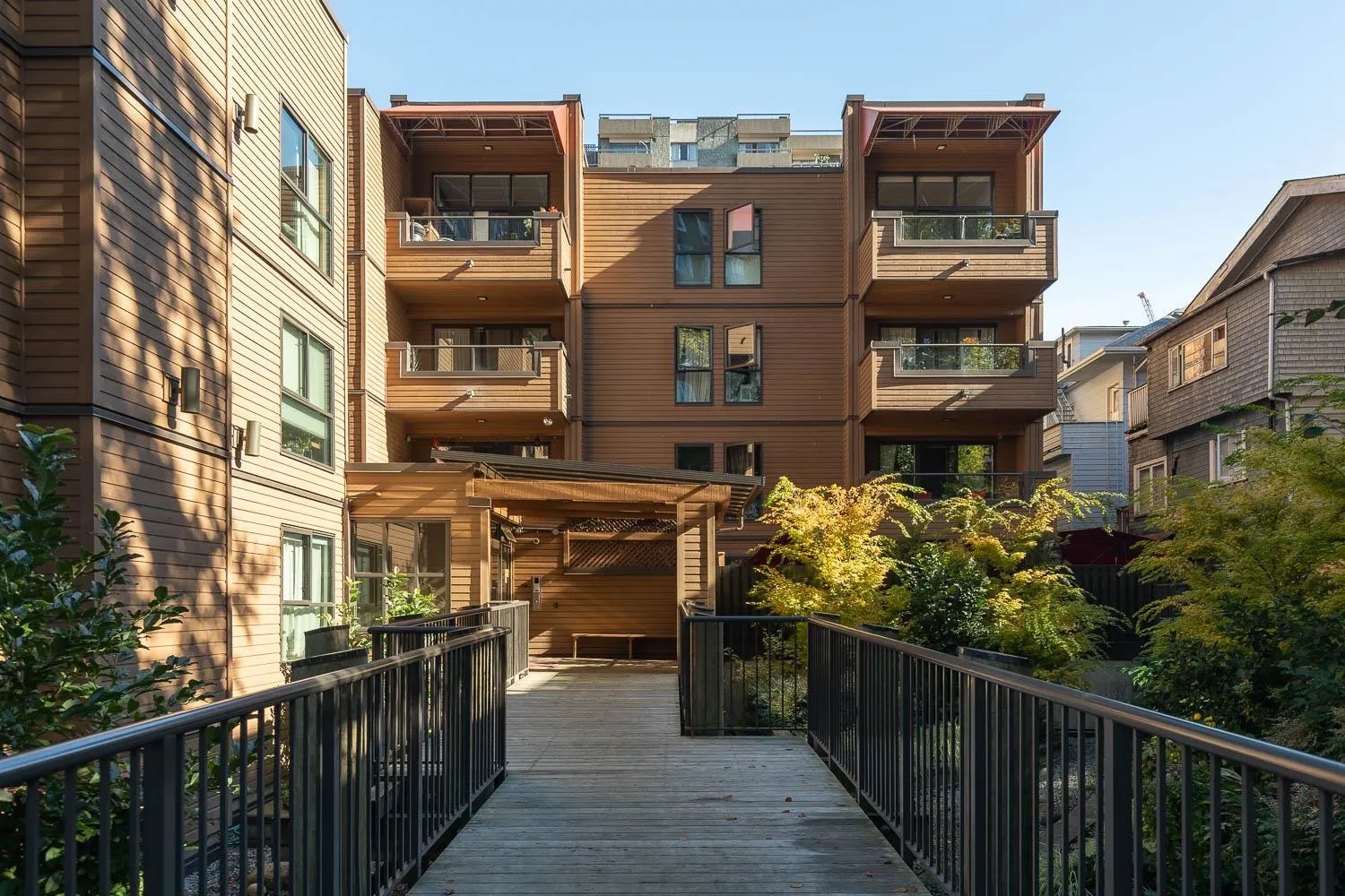 1435 Nelson Street #208