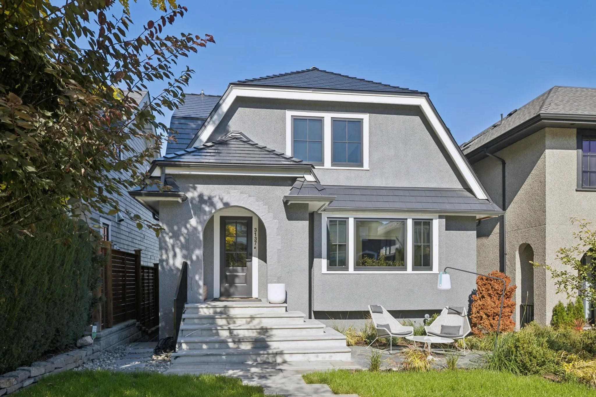 3137 W 24th Avenue