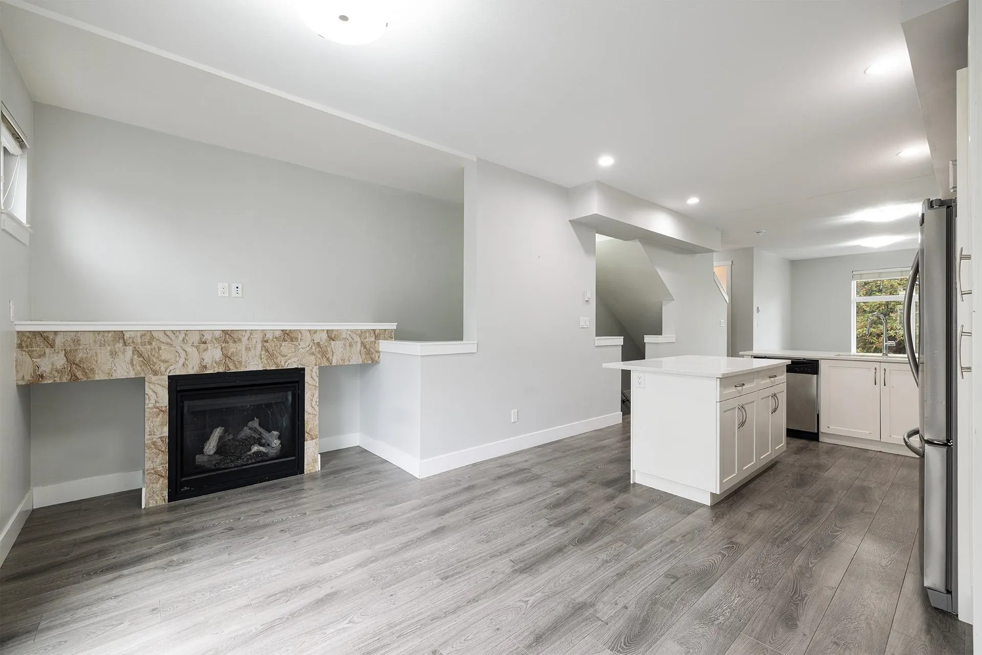 14660 105a Avenue #27