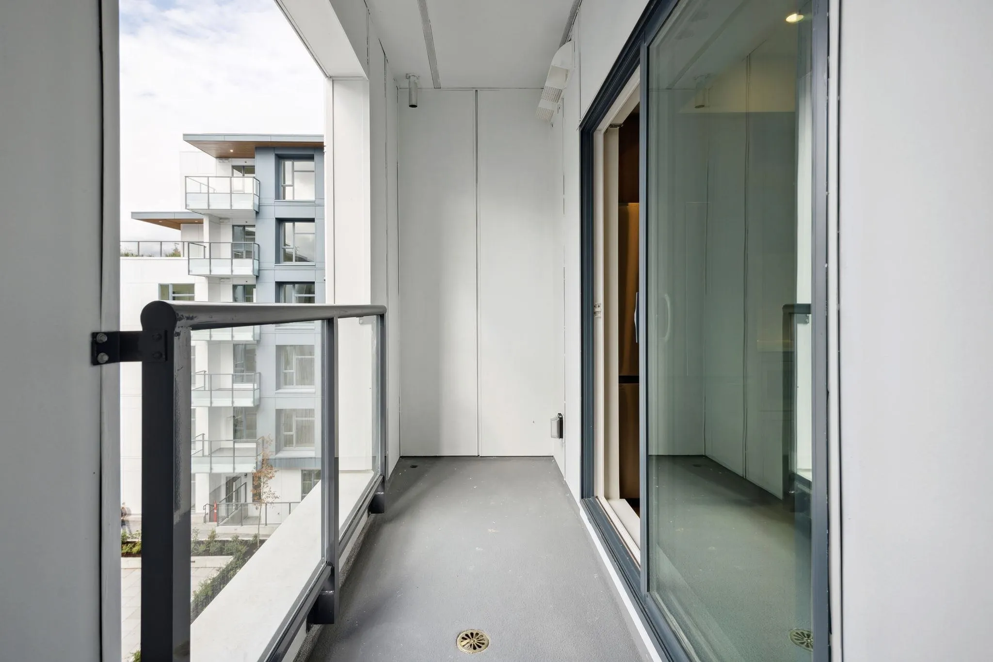 10829 140 Street #401