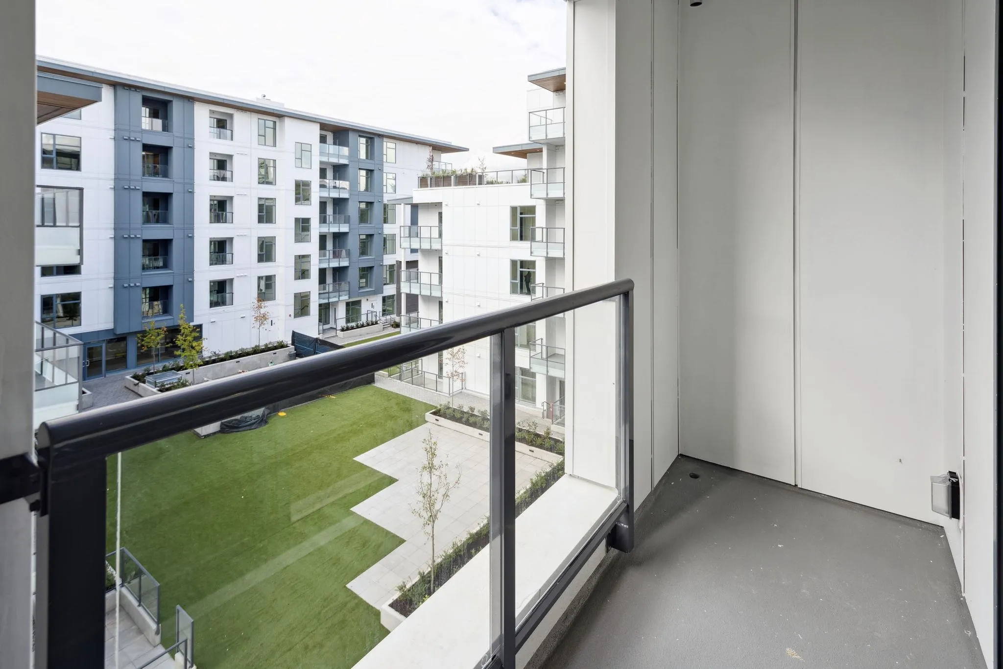 10829 140 Street #401