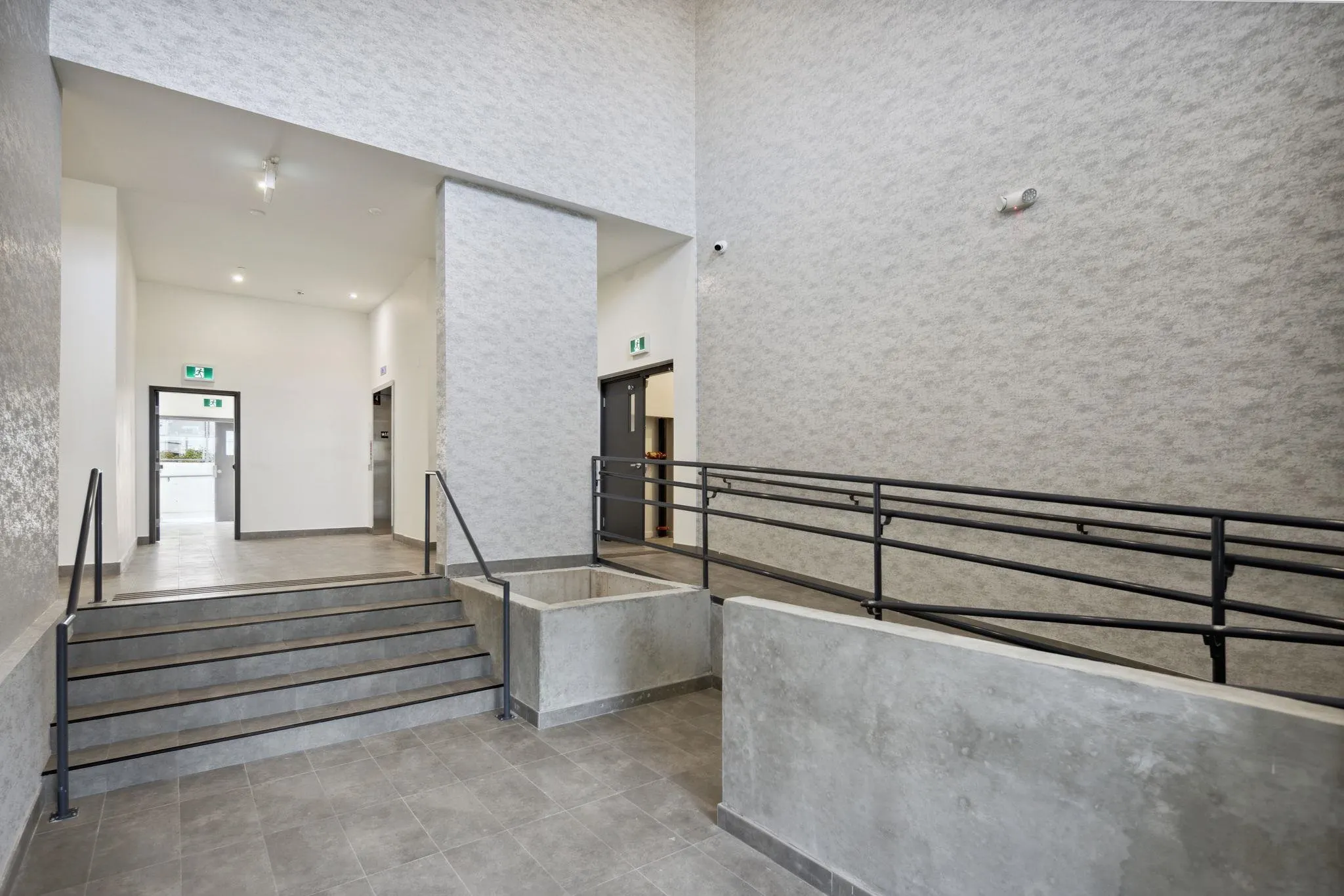 10829 140 Street #401