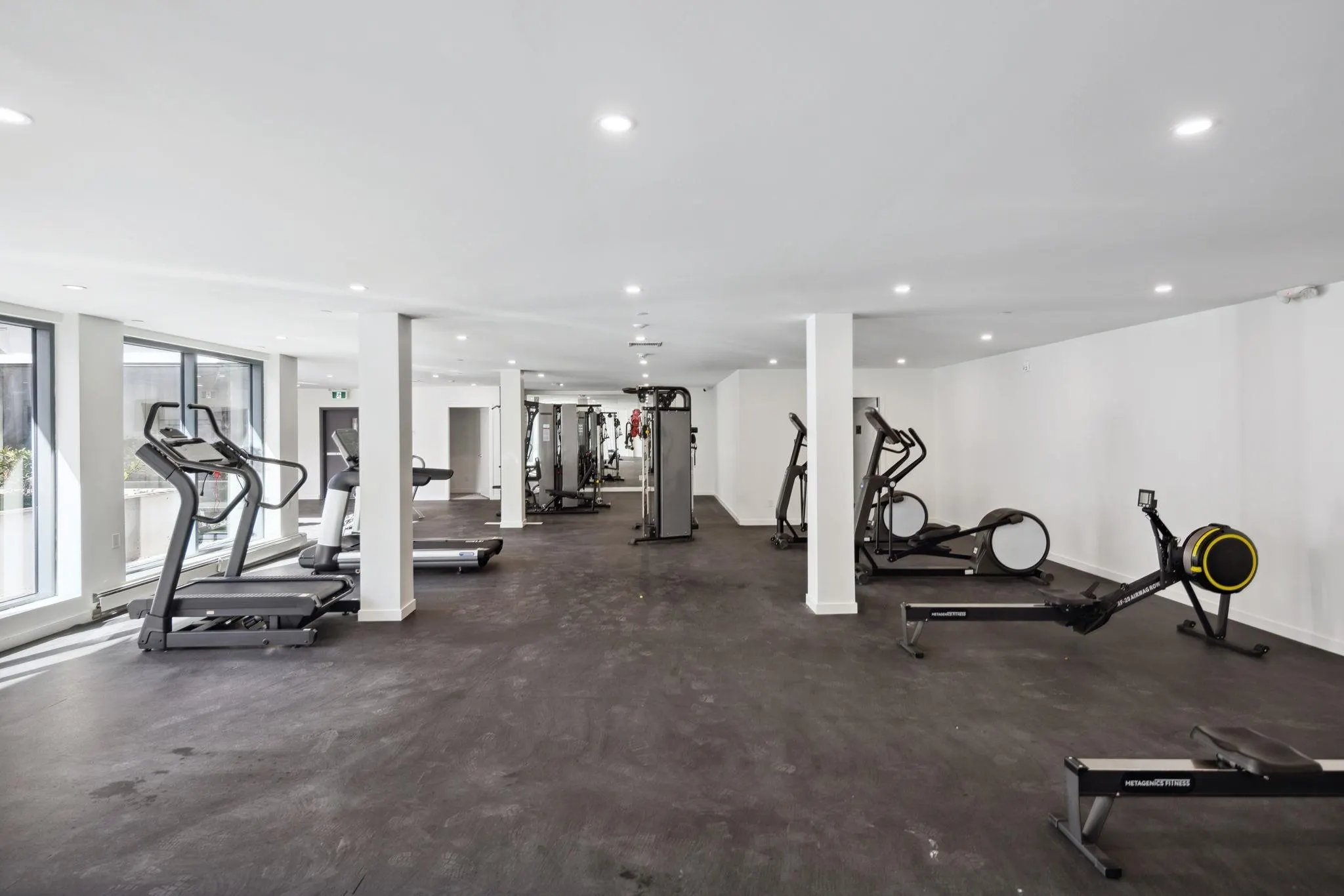 10829 140 Street #401