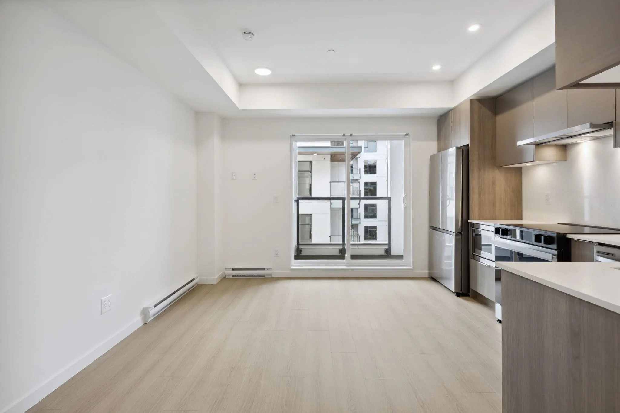 10829 140 Street #401