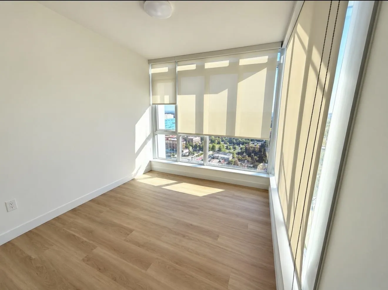 9675 King George Boulevard #1702
