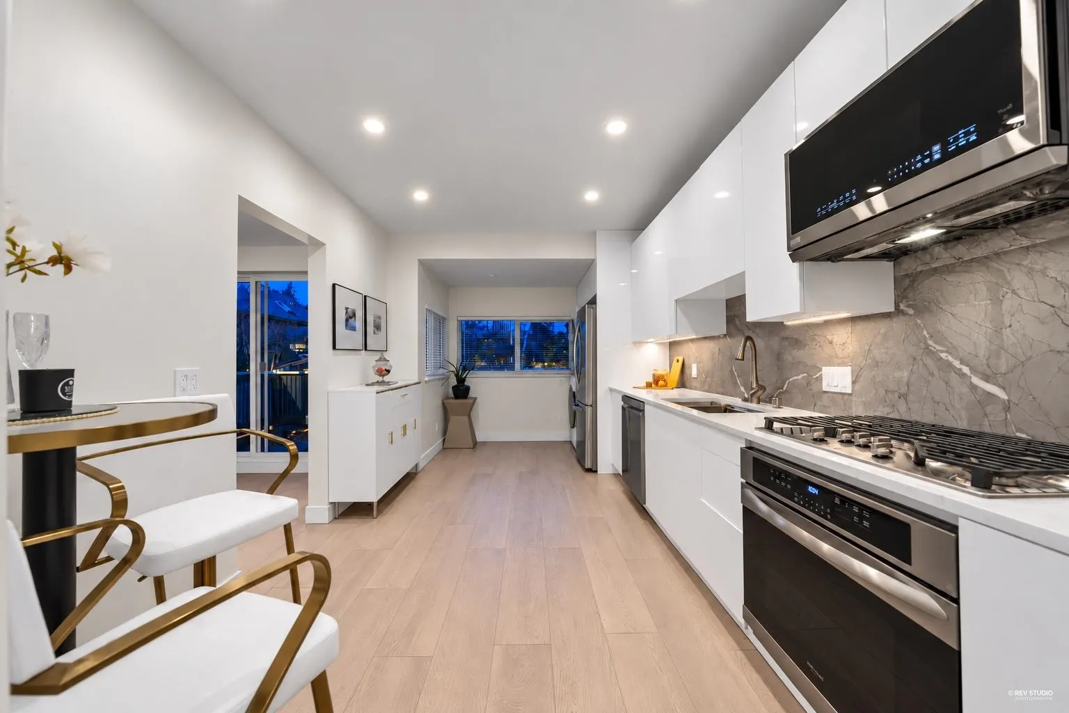 238 E 28th Street