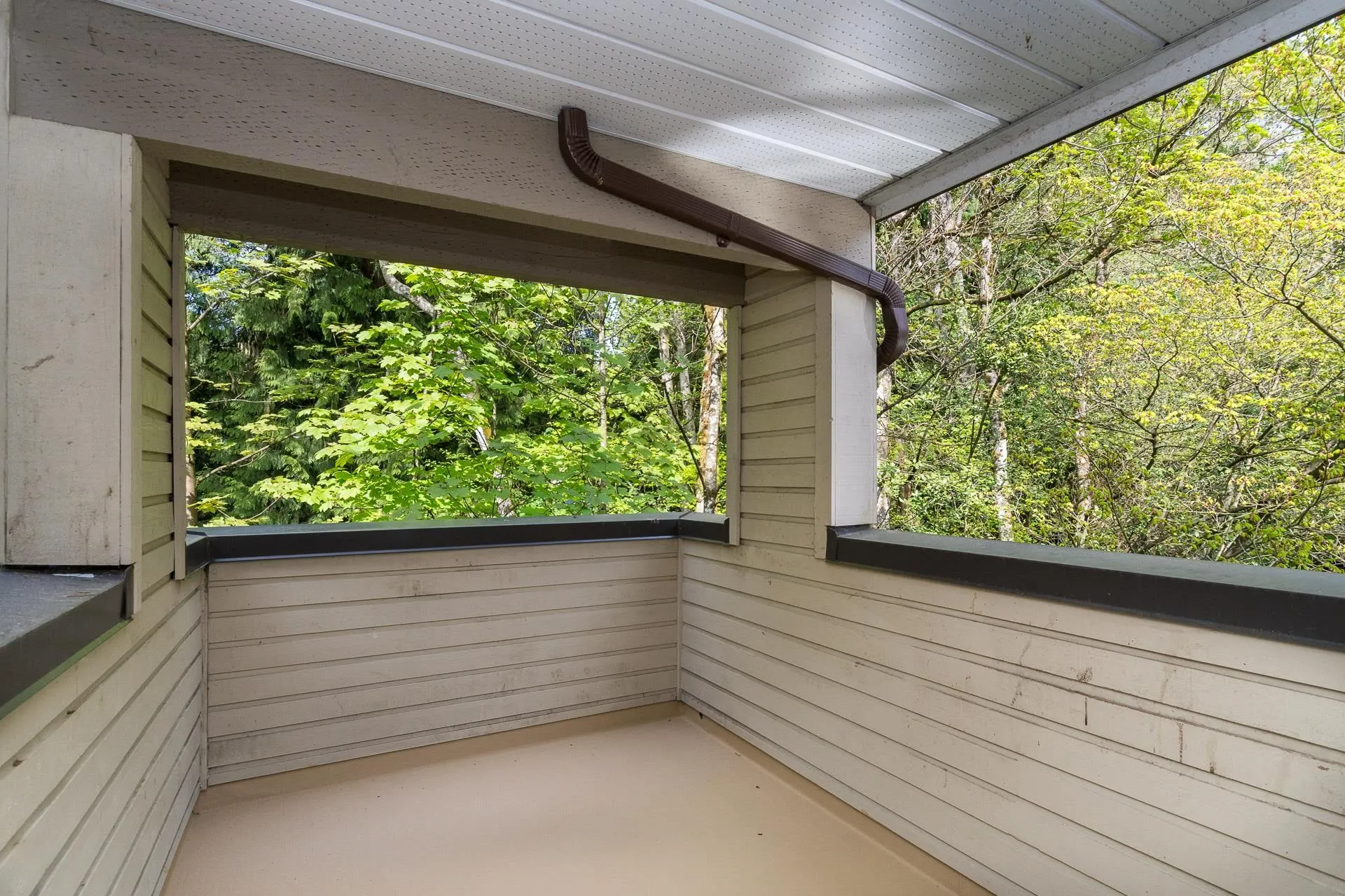 3275 Mountain Highway #212