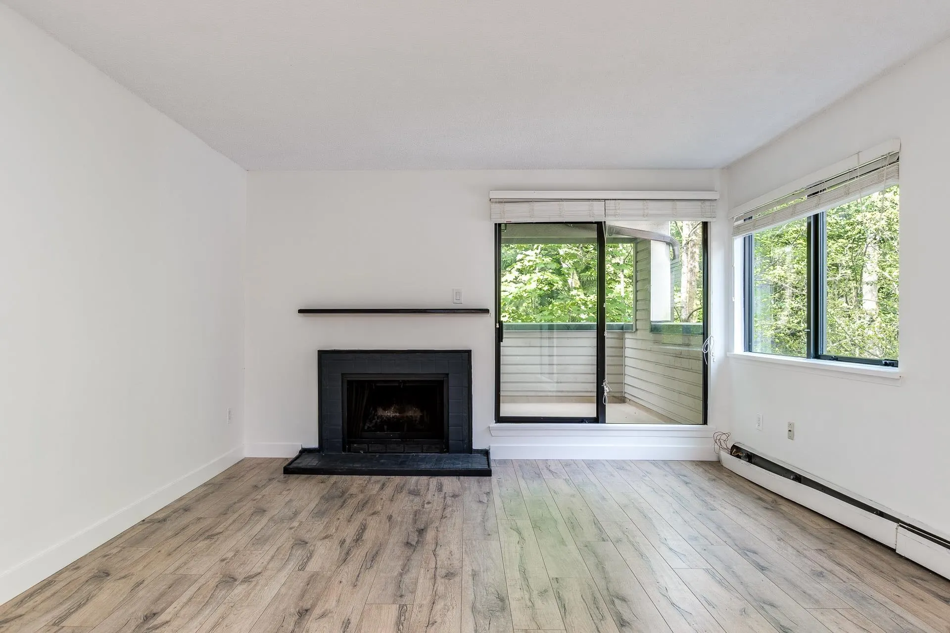 3275 Mountain Highway #212
