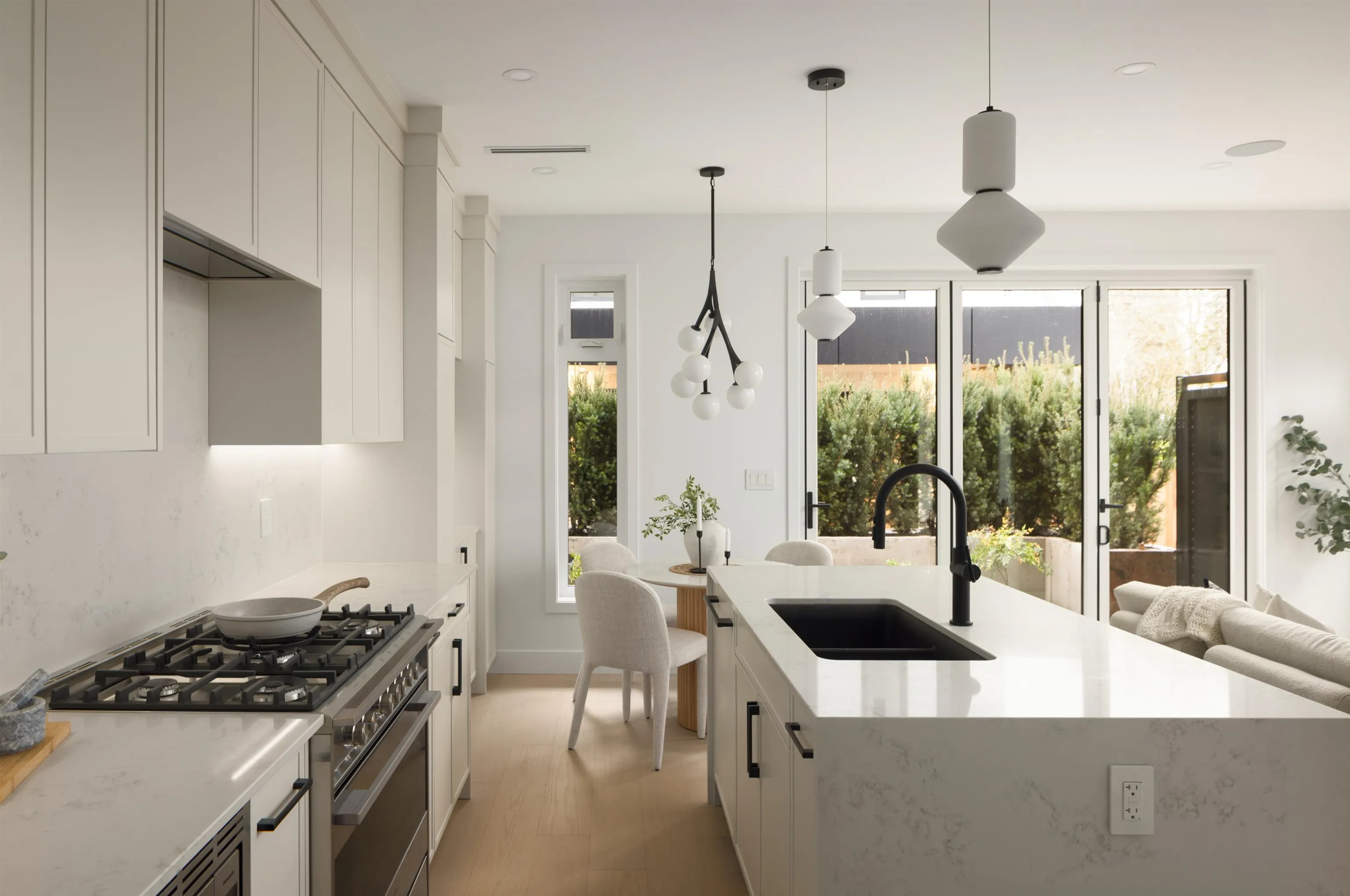 419 W 23rd Avenue #4