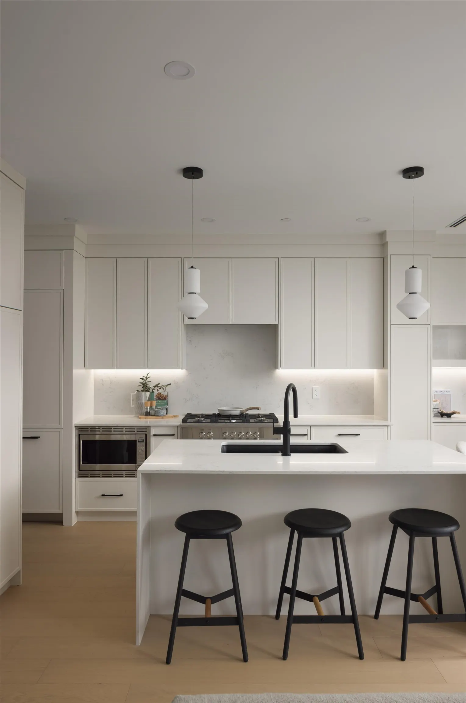 419 W 23rd Avenue #4