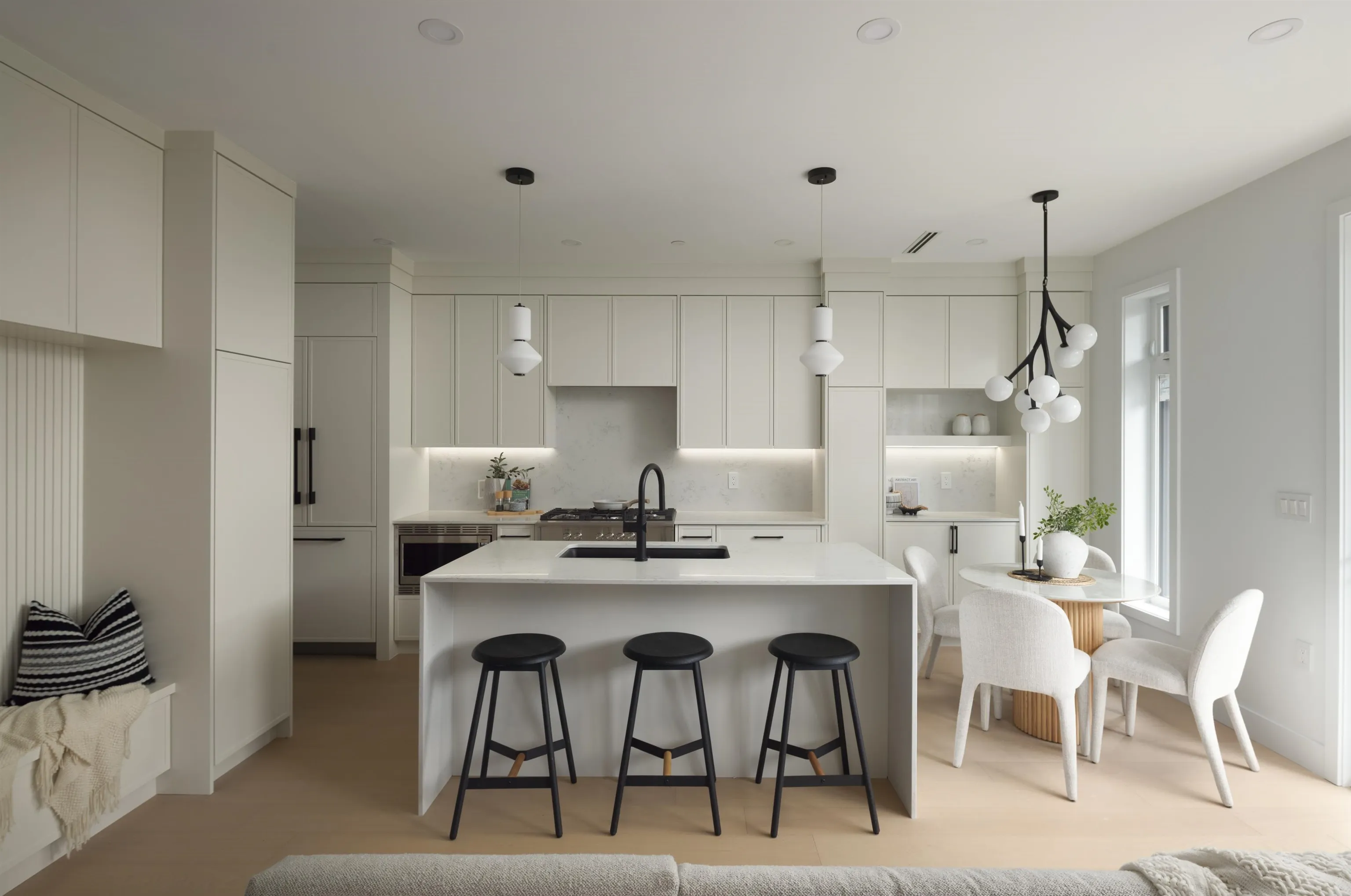 419 W 23rd Avenue #4
