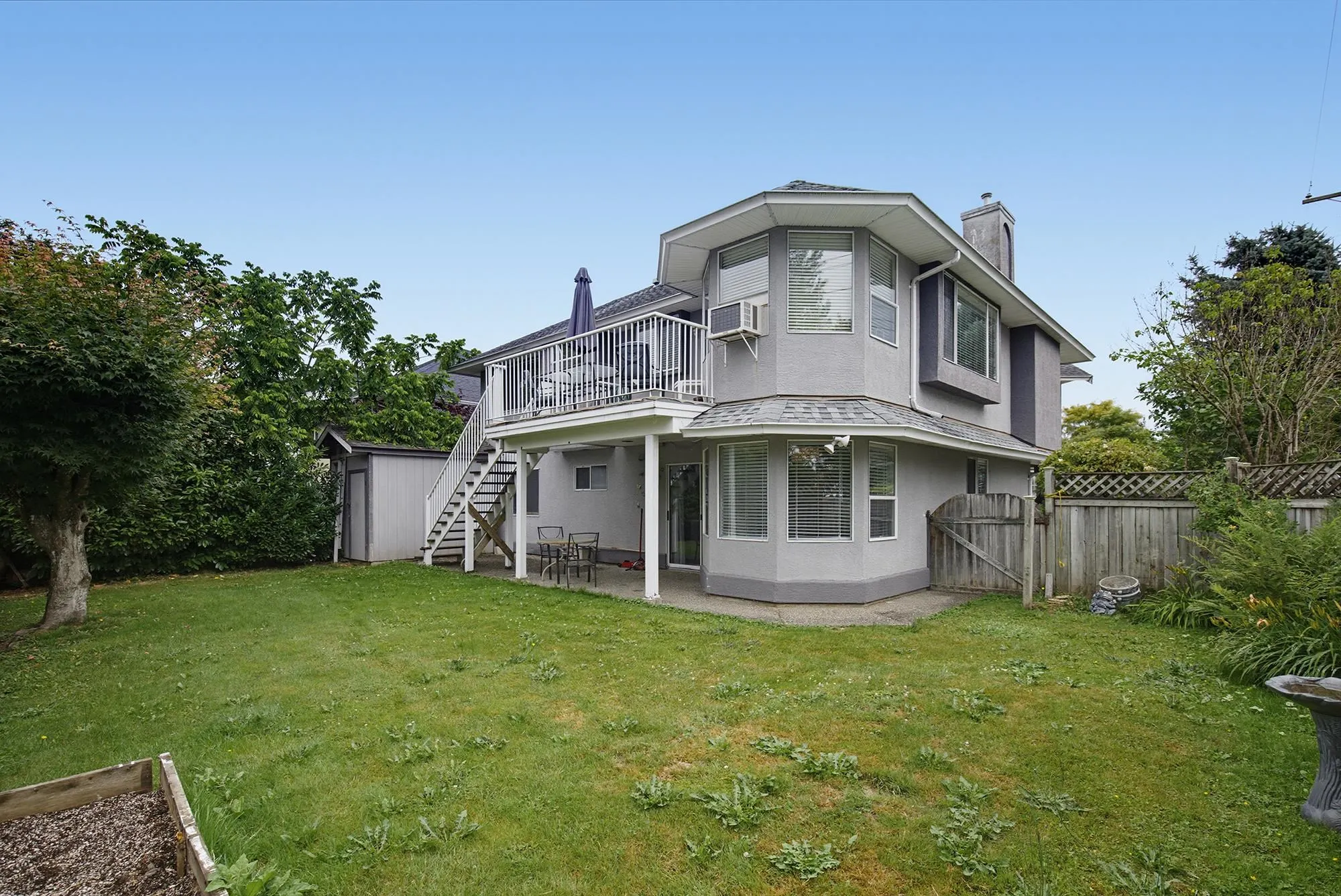 8219 Fujino Street