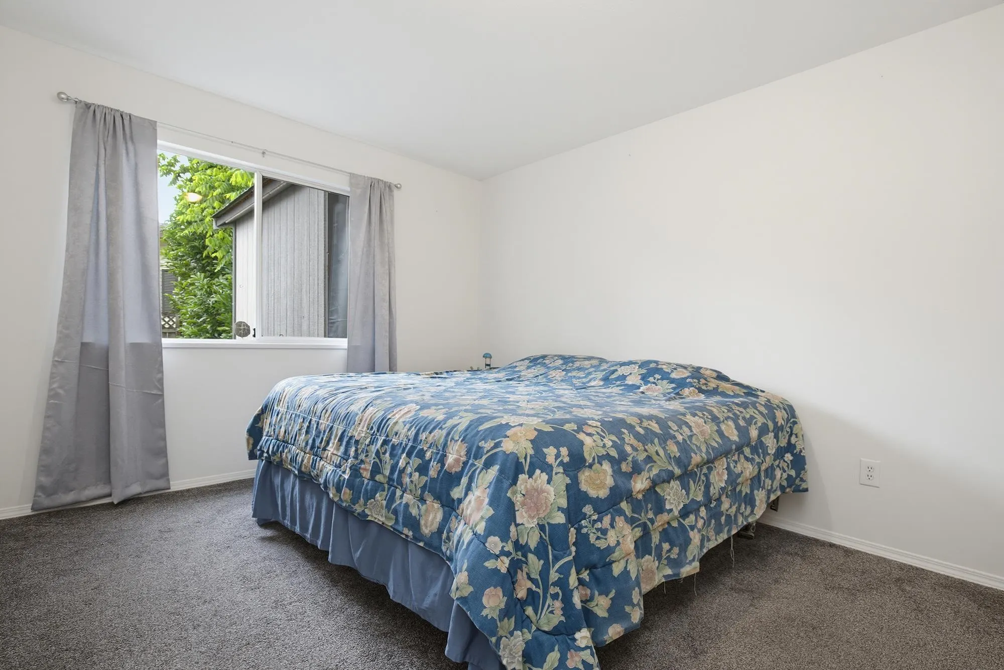 8219 Fujino Street