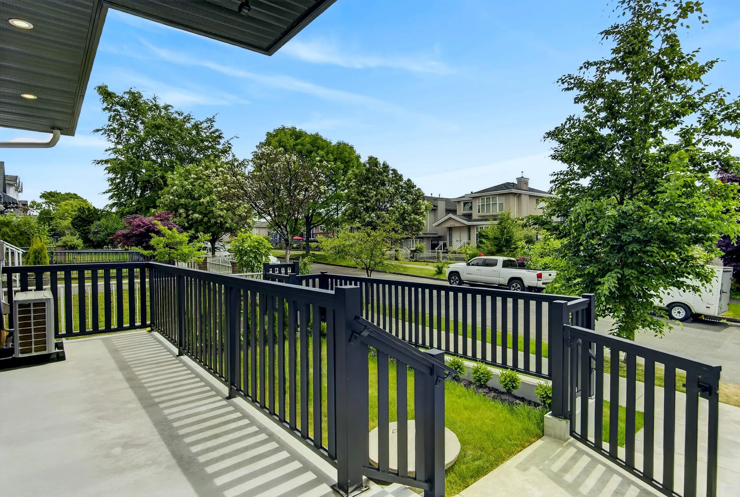 2741 E 7th Avenue #1