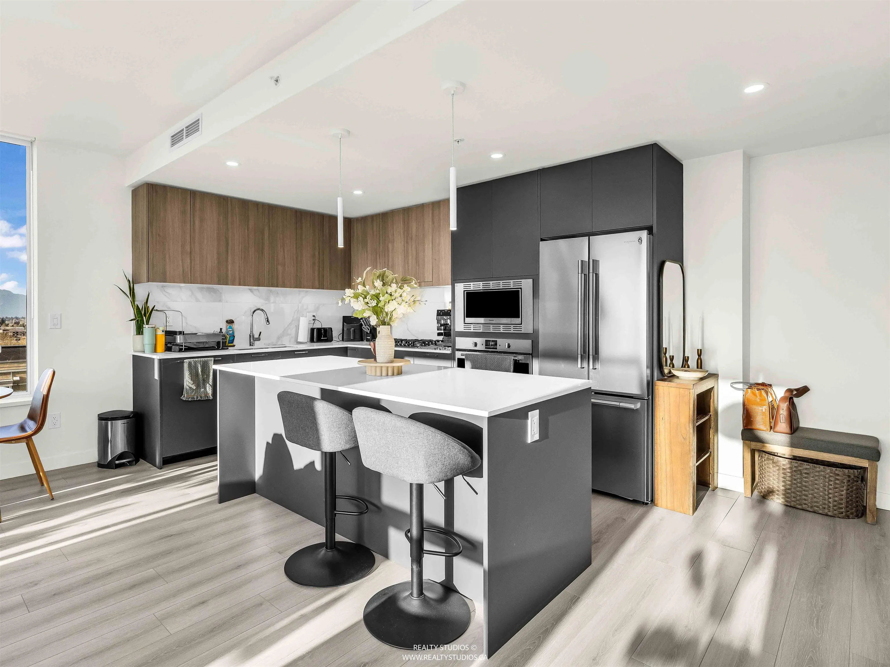 8551 201 Street #608