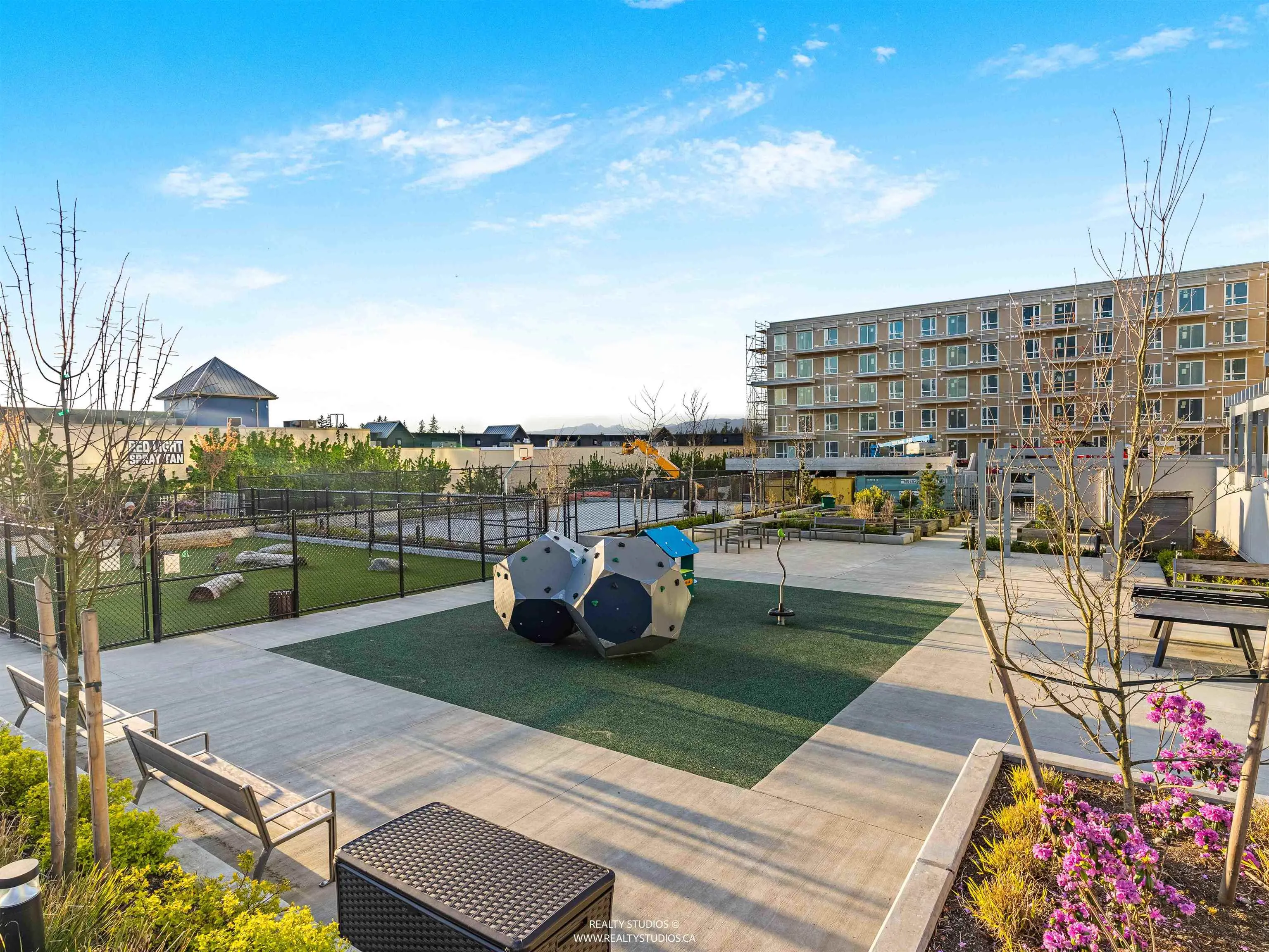 8551 201 Street #608