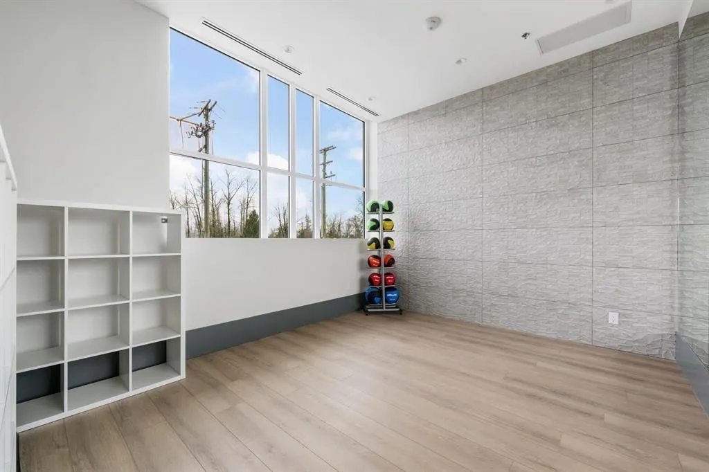 8551 201 Street #608
