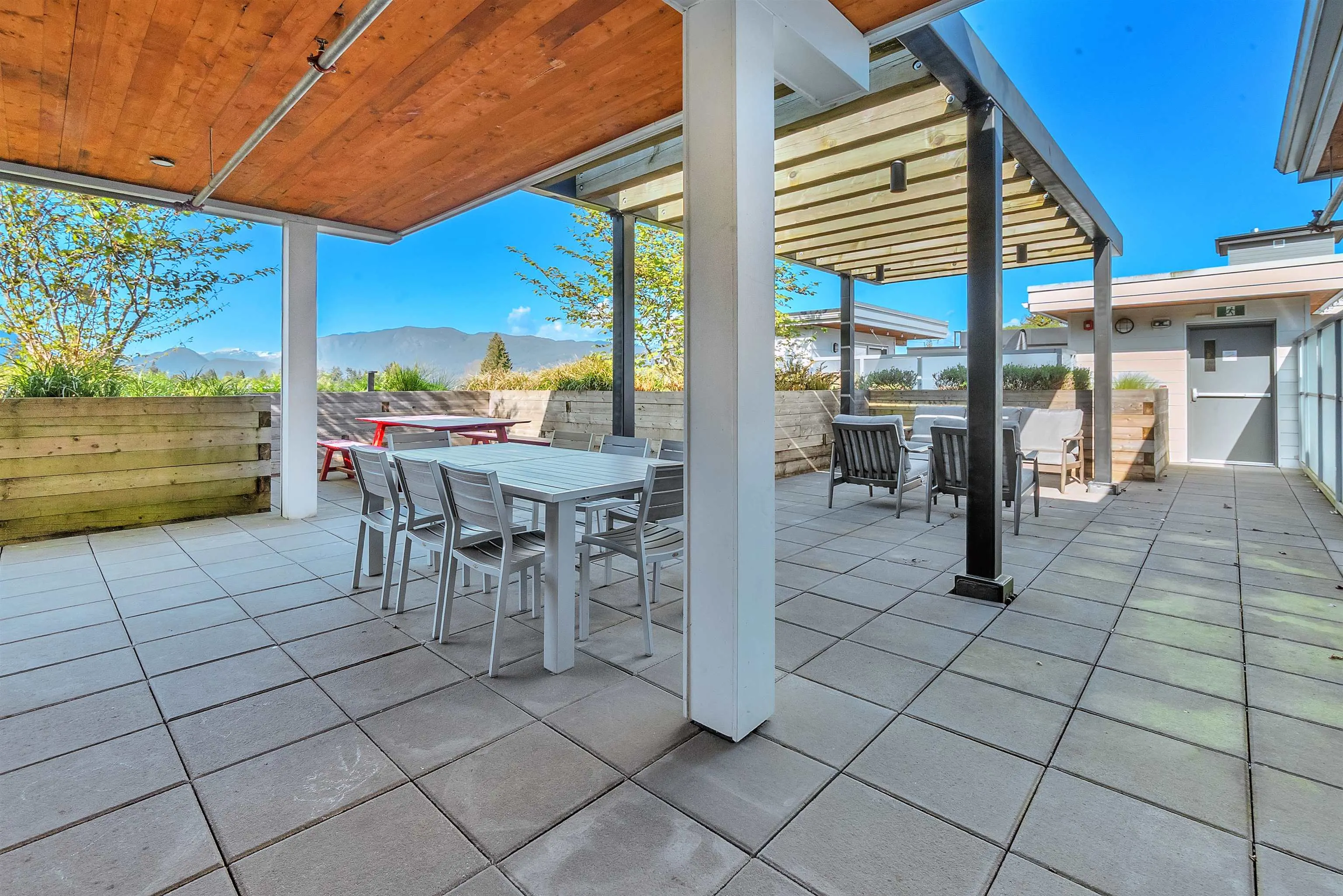 707 Como Lake Avenue #212