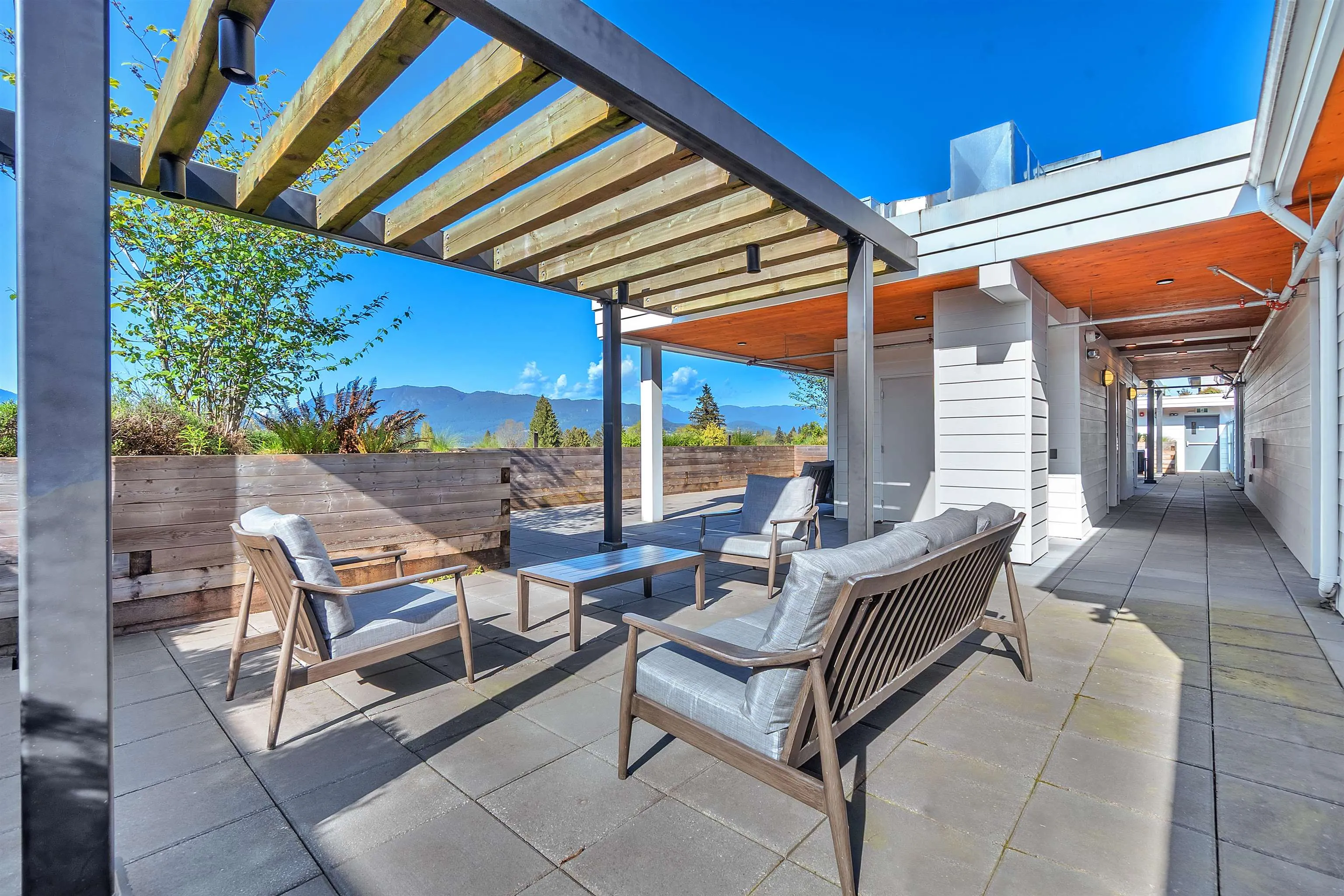 707 Como Lake Avenue #212