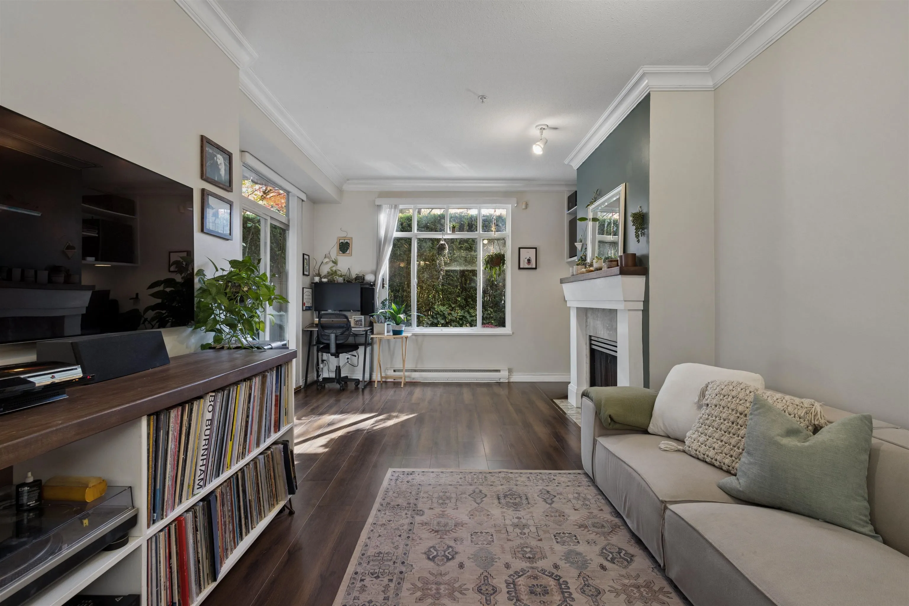 1675 W 10th Avenue #101