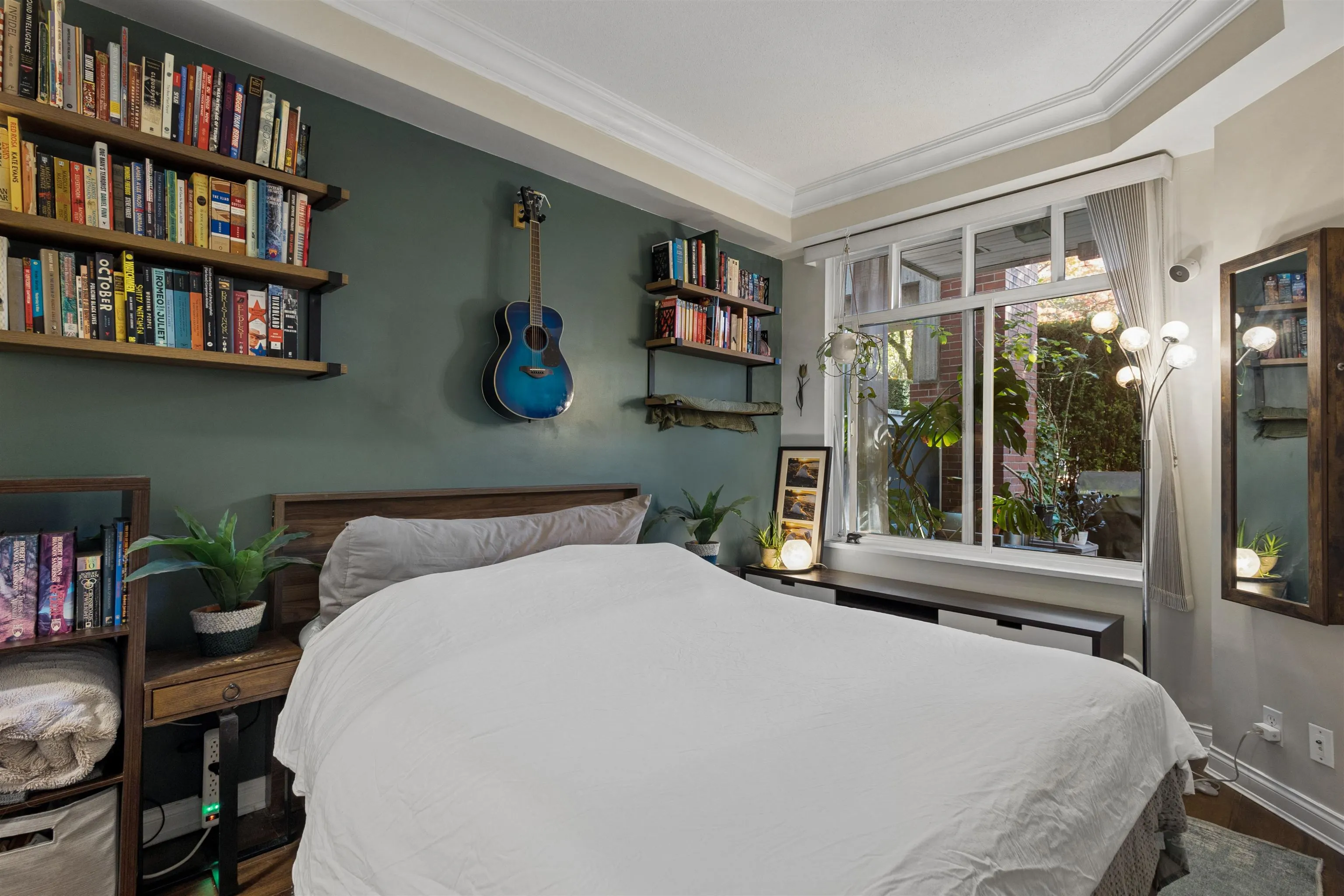 1675 W 10th Avenue #101