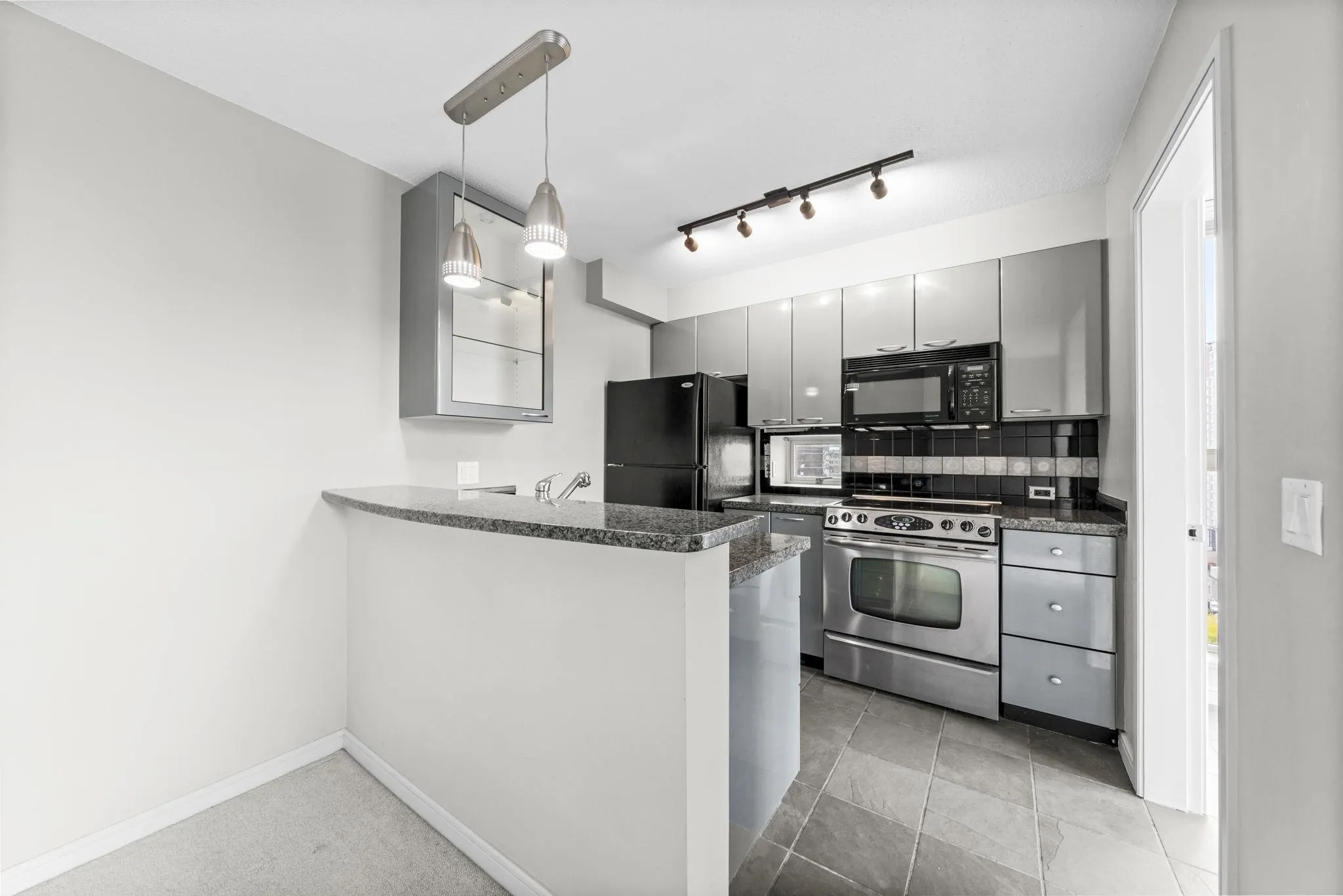 1068 Hornby Street #1805